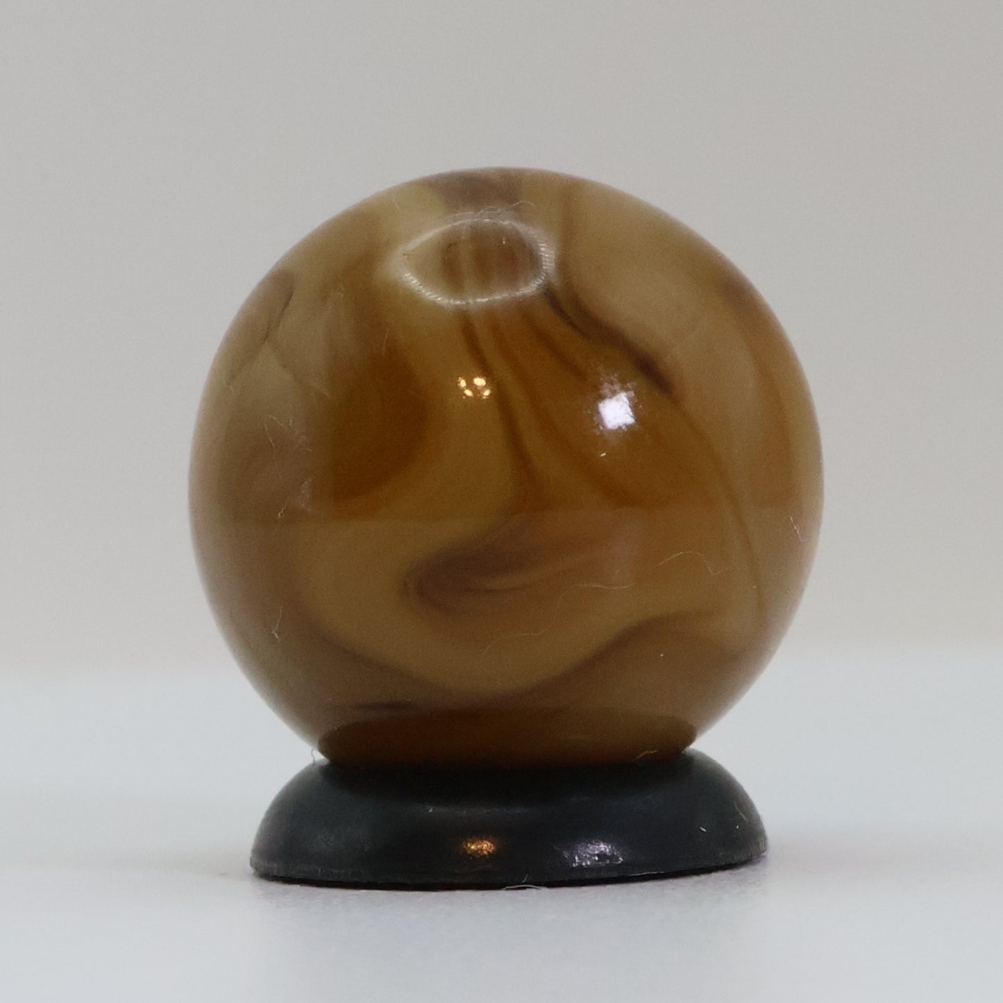 5/8" Swirl Marble Butterscotch MINT
