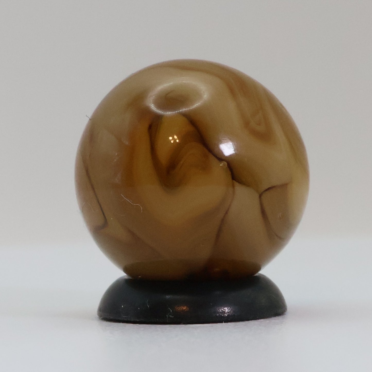 5/8" Swirl Marble Butterscotch MINT