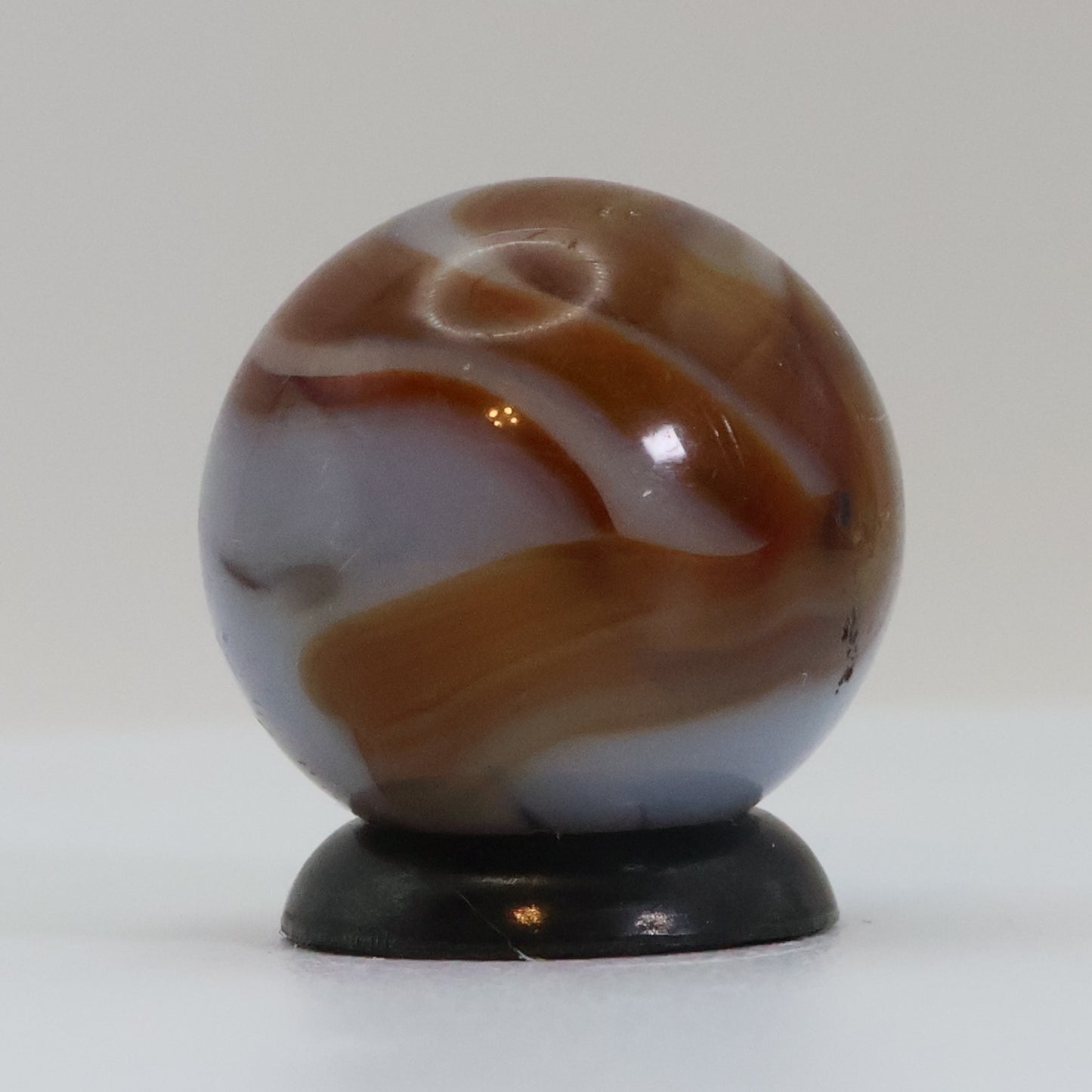 5/8" Swirl Marble Translucent Amber & White Ribbons NM+
