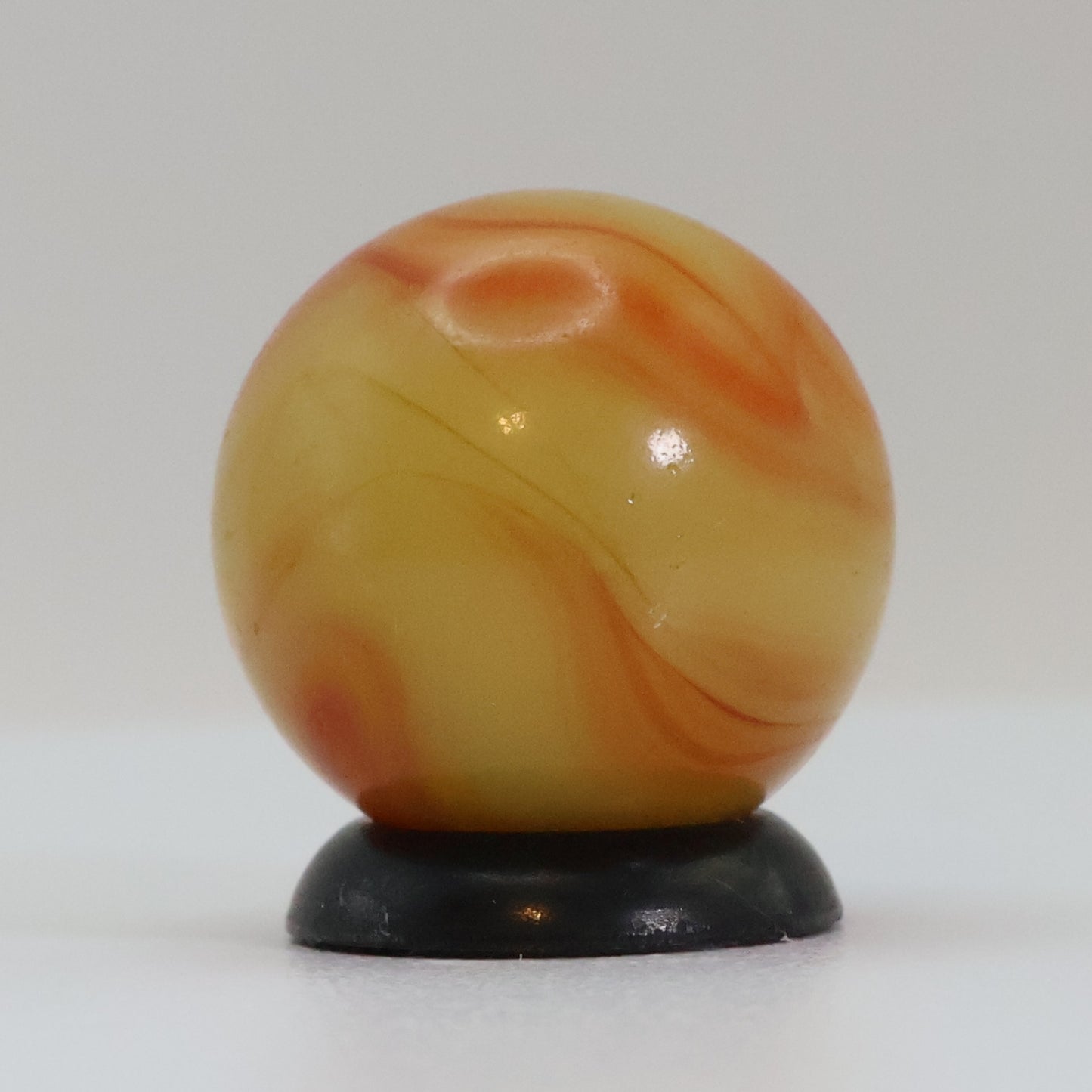 5/8" Swirl Marble Orange & Yellow NM