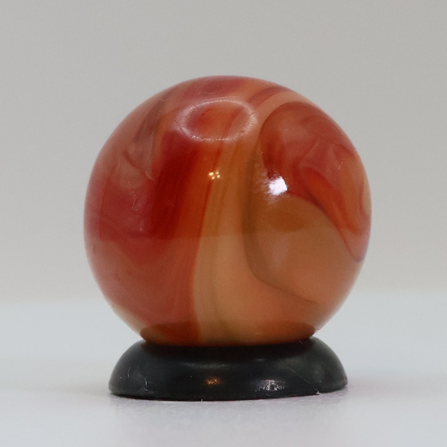 5/8" Swirl marble peach & Red MINT