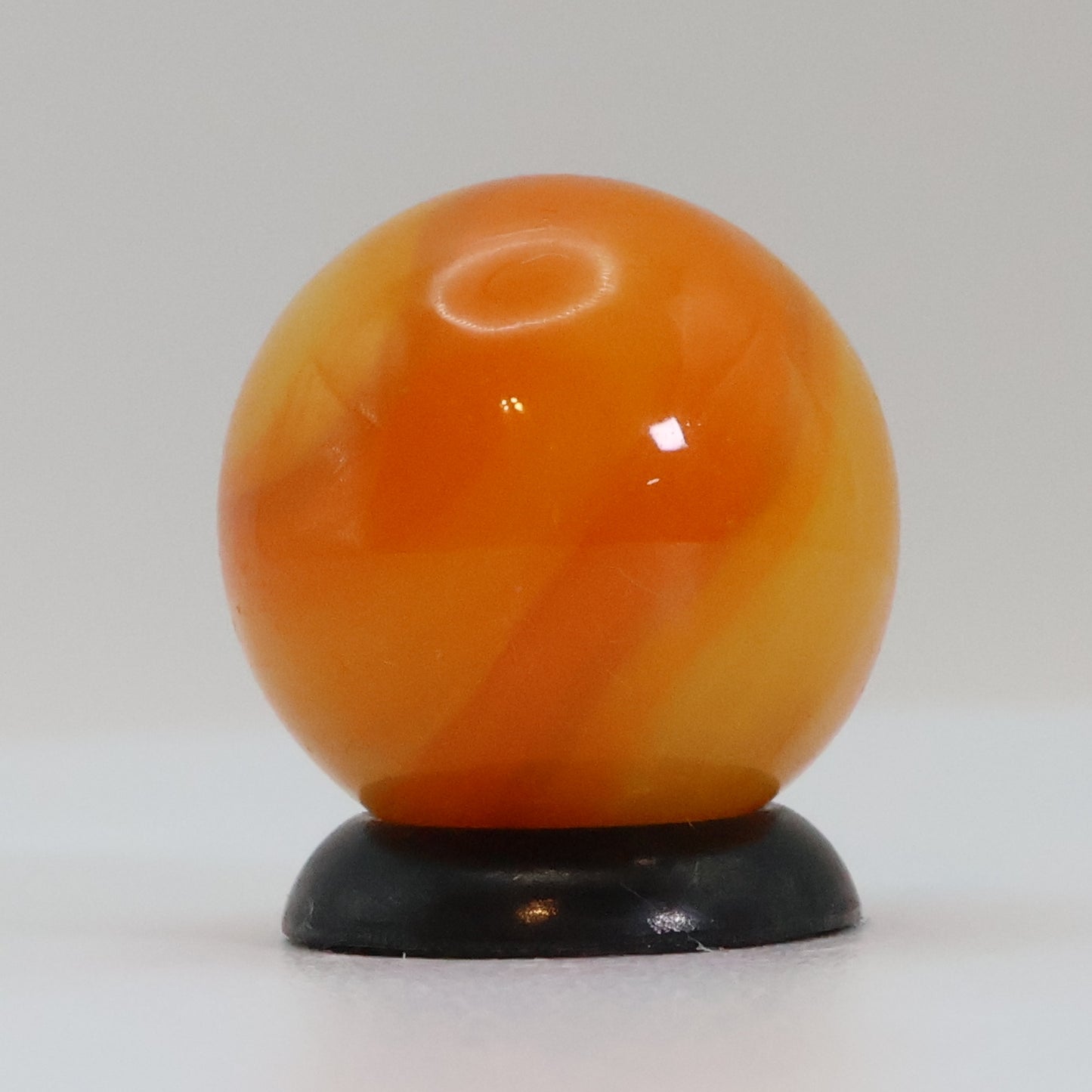 5/8" Swirl Marble Yellow & Orange NM+