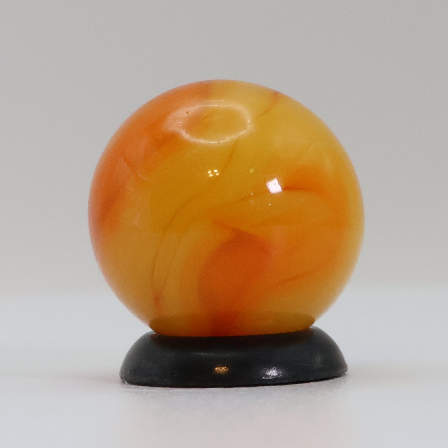 5/8" Swirl Marble Yellow & Orange NM+
