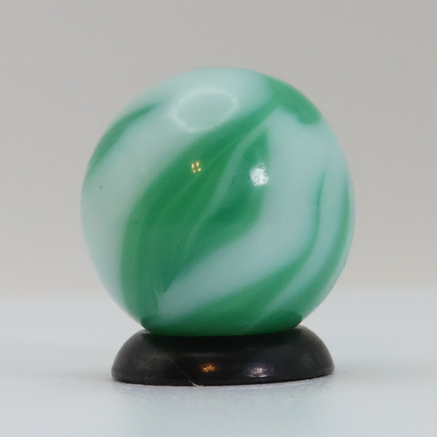 5/8" Alley Agate Swirl Marble Green M-
