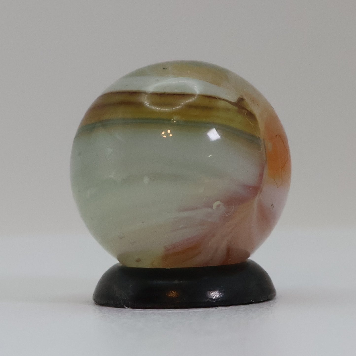 5/8" Vitro Agate 5 color marble Interesting! NM+