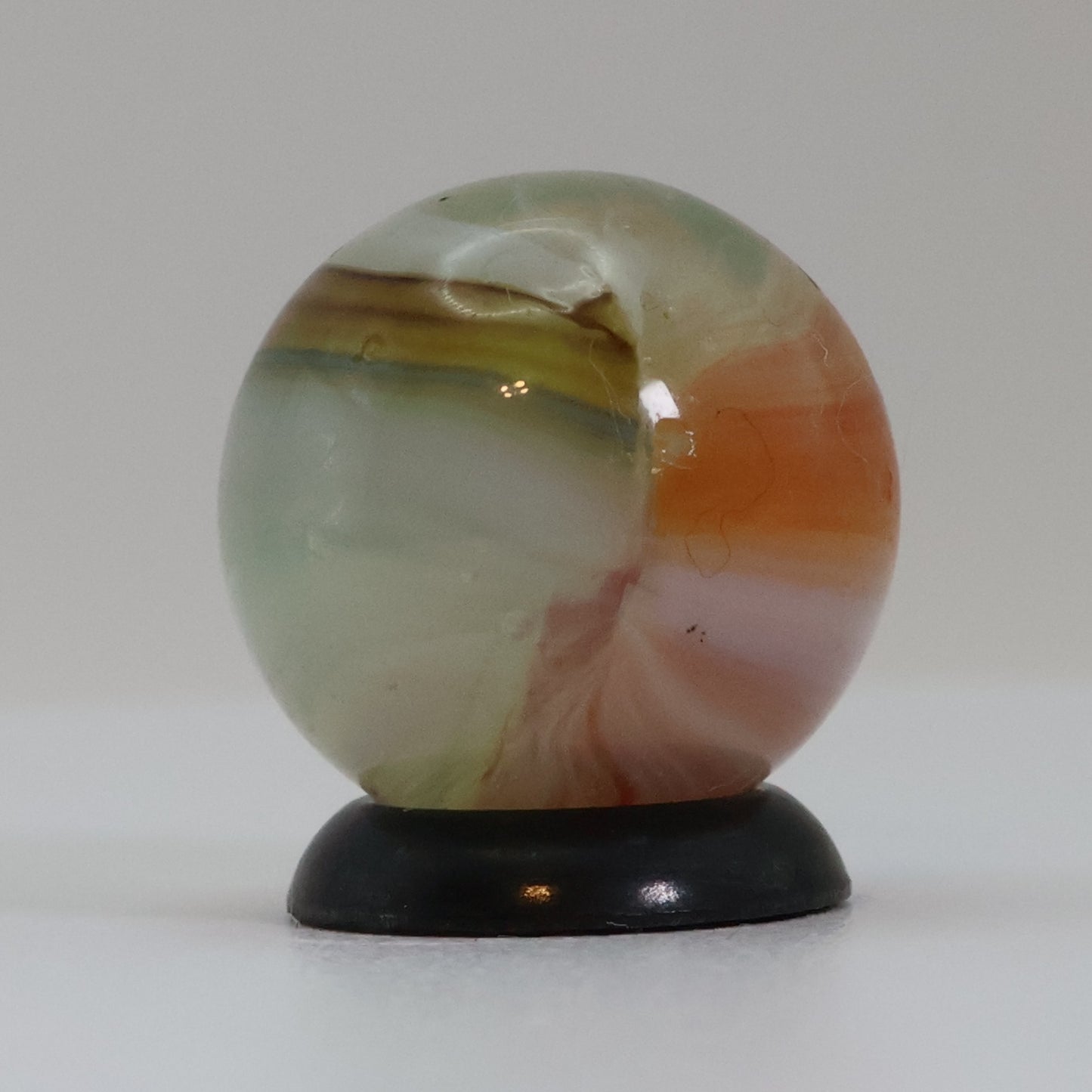 5/8" Vitro Agate 5 color marble Interesting! NM+