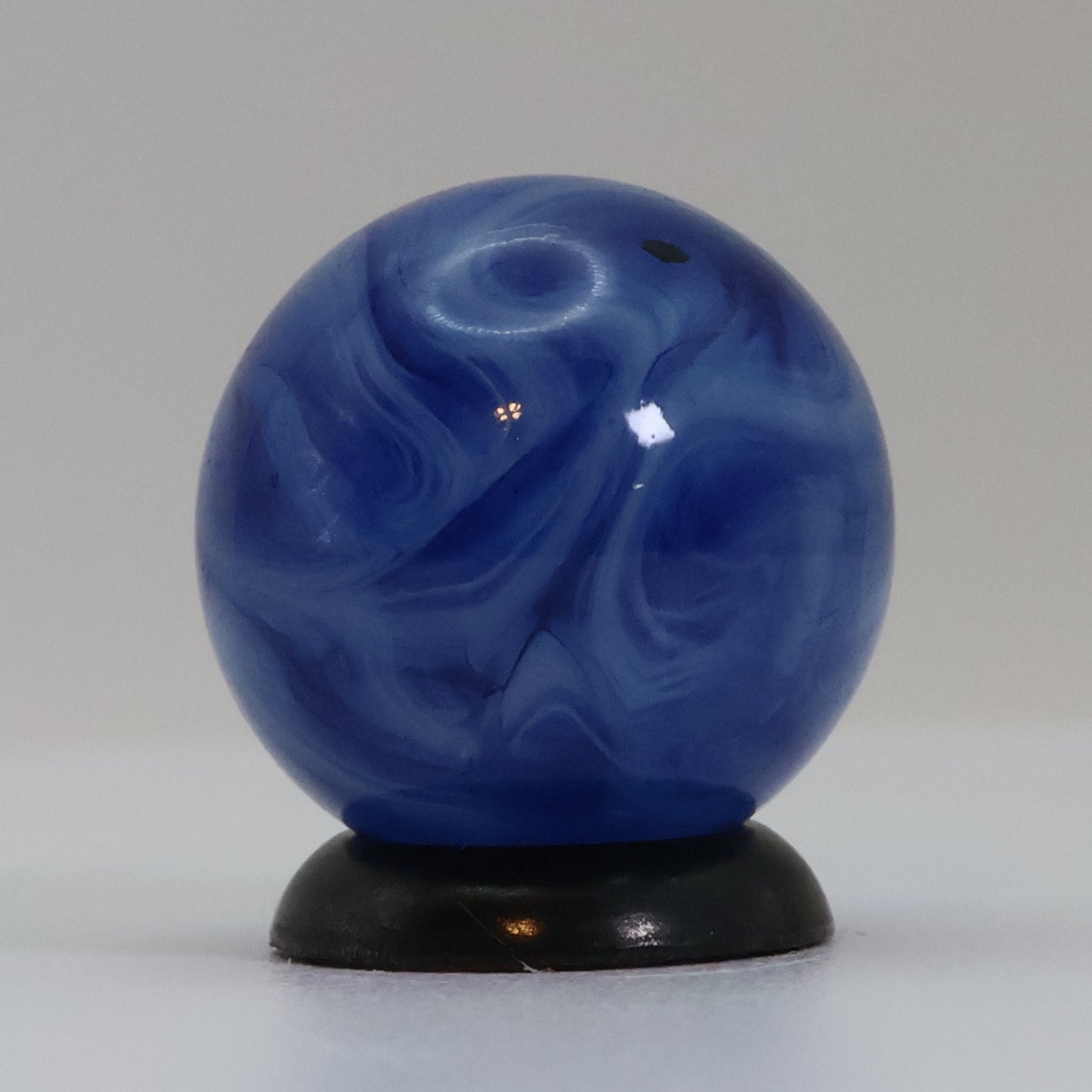 5/8" Swirl Marble Translucent Blue NM+