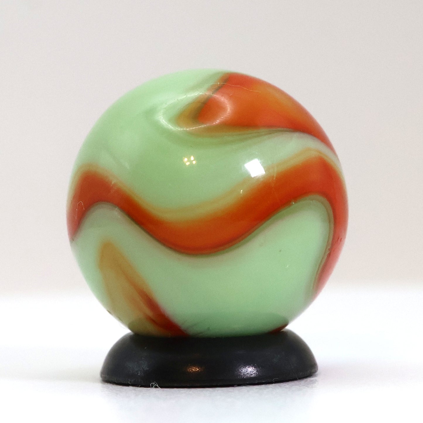 11/16" Drippy Akro Agate Prizename Corkscrew Marble Green & Orange NM++