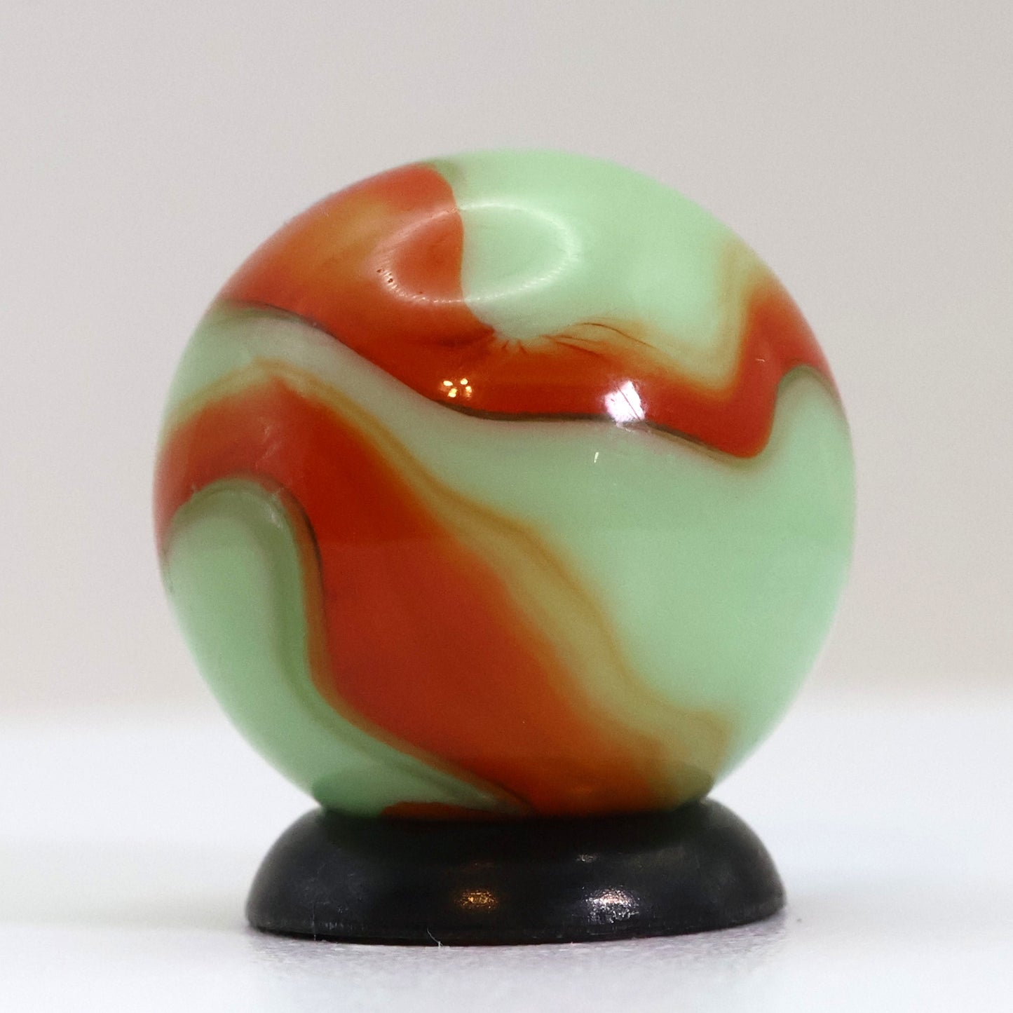 11/16" Drippy Akro Agate Prizename Corkscrew Marble Green & Orange NM++
