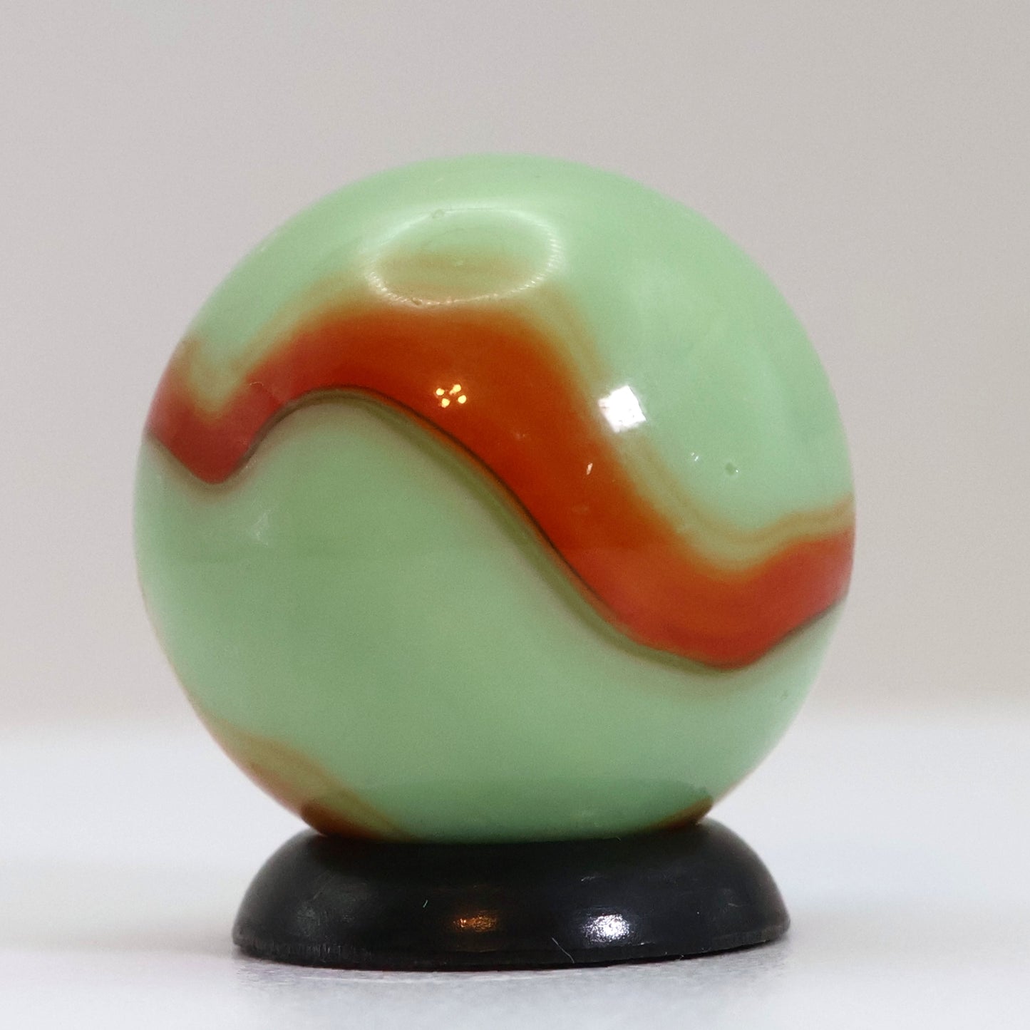 11/16" Drippy Akro Agate Prizename Corkscrew Marble Green & Orange NM++