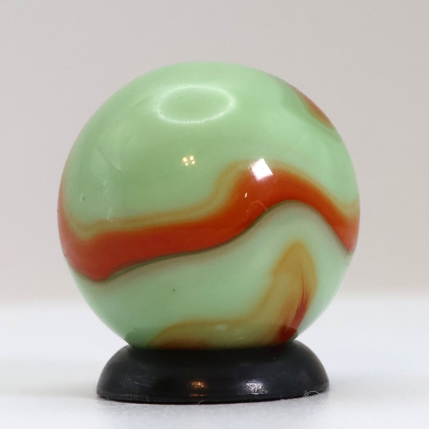 11/16" Drippy Akro Agate Prizename Corkscrew Marble Green & Orange NM++