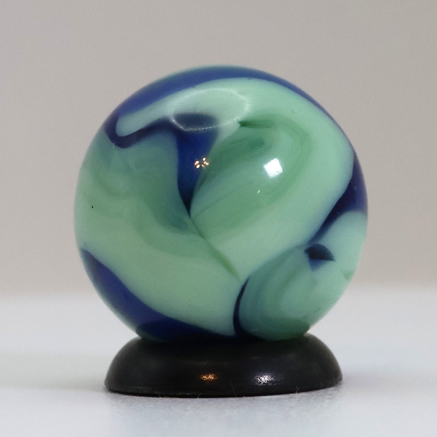 5/8" Swirl Marble Mint Green & Blue NM
