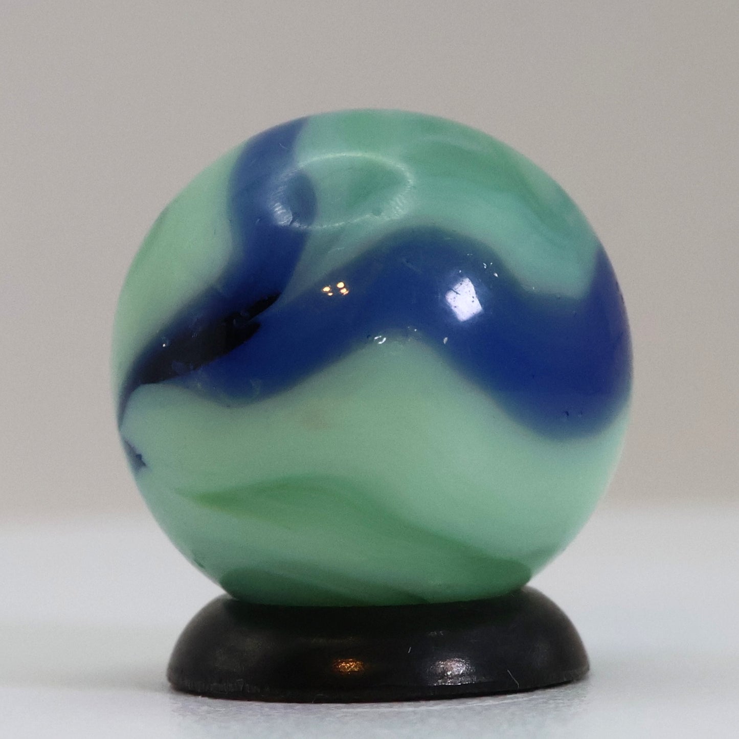 5/8" Swirl Marble Mint Green & Blue NM