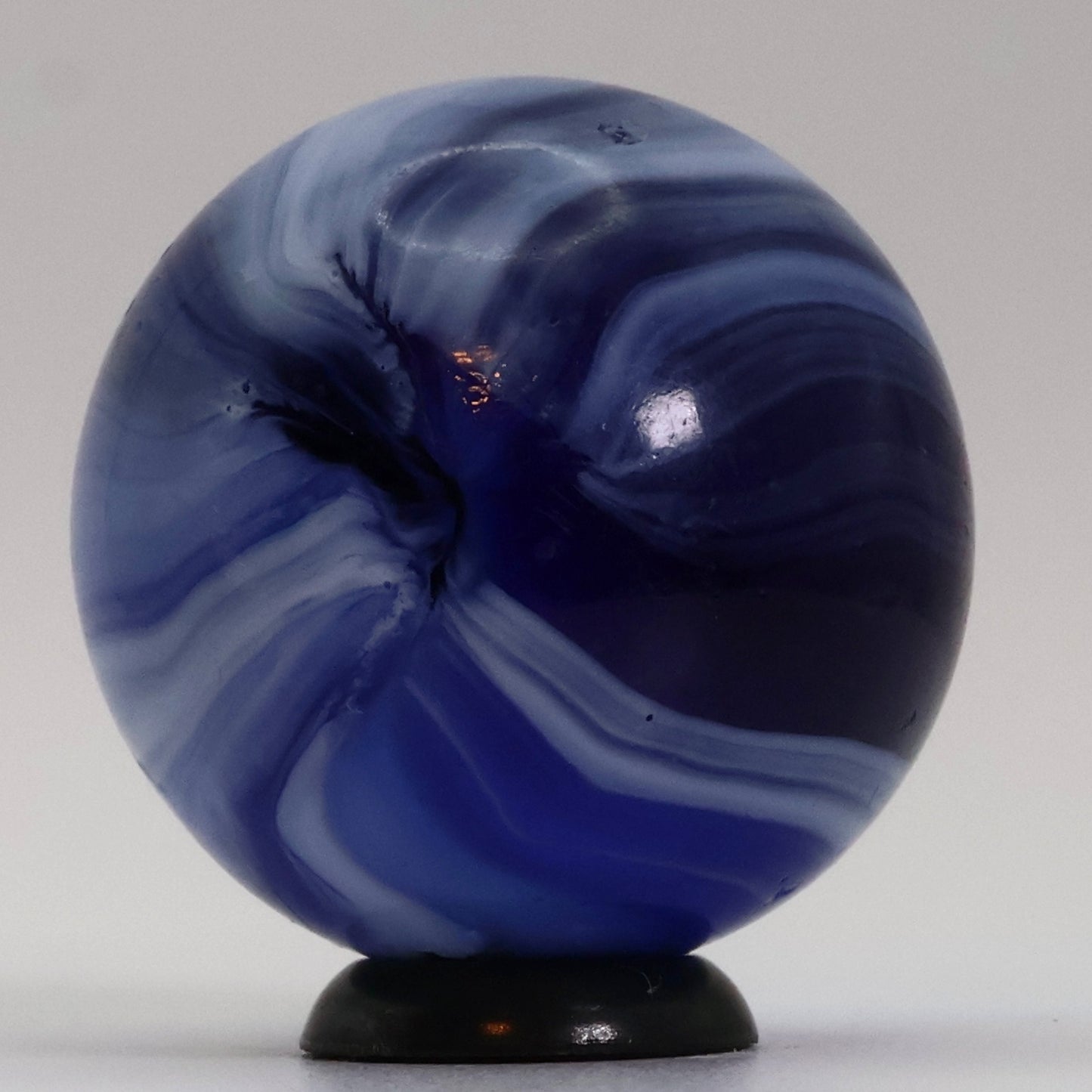 1" Master Marble Shooter Blue Translucent Base with white brushed patch NM-