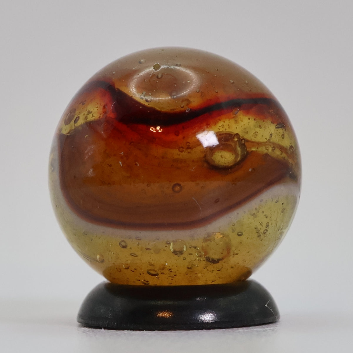 5/8" Peltier Rainbo Amber Based Burnt Sunset NM+
