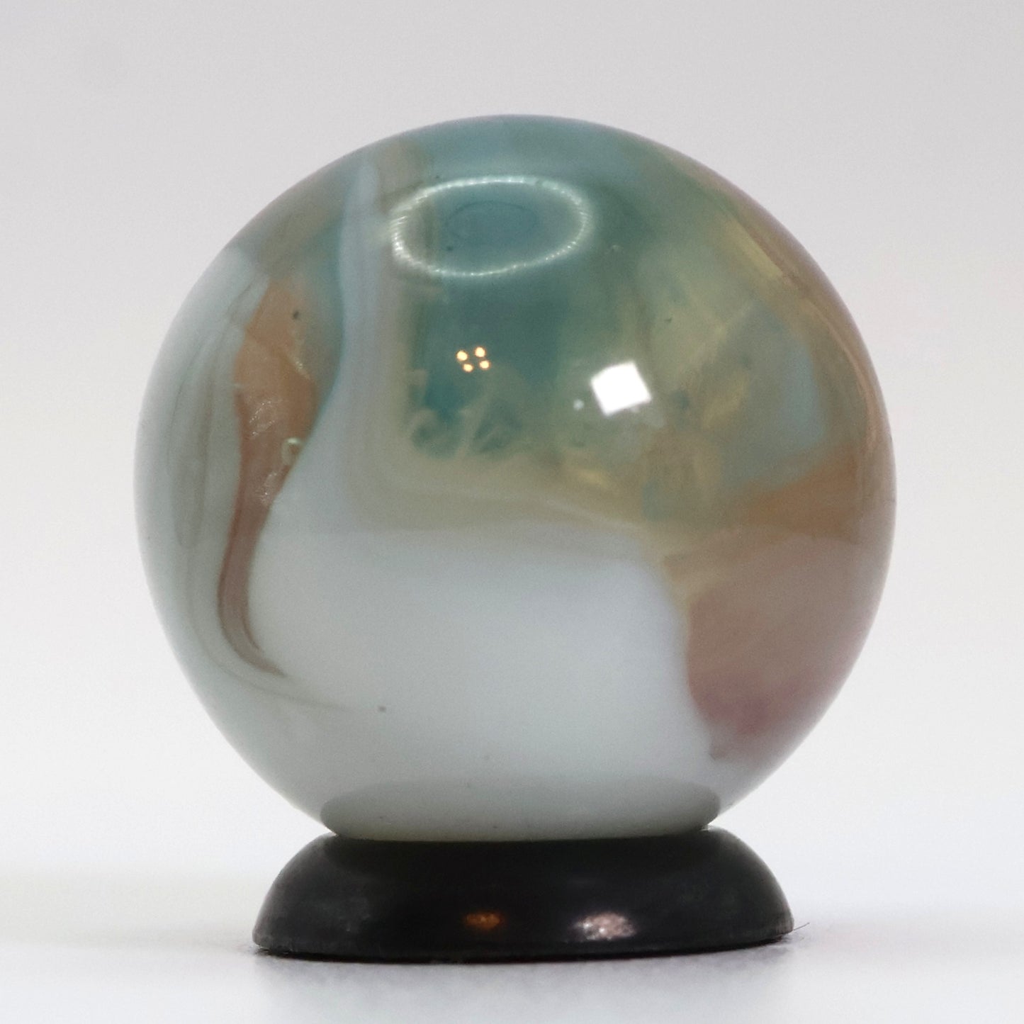 3/4" Vitro Agate Conqueror gorgeous colors NM+