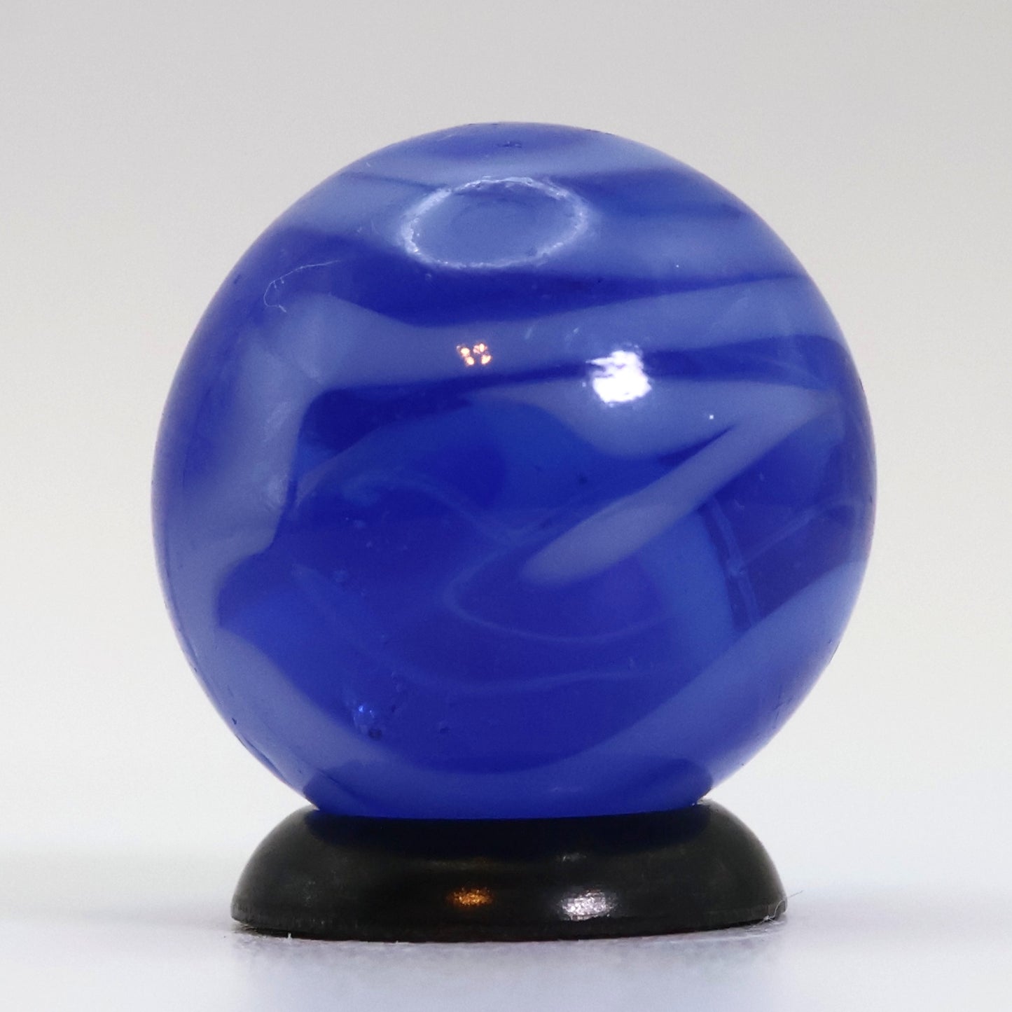 11/16" Swirl Marble Translucent Blue w/ white ribbons NM+