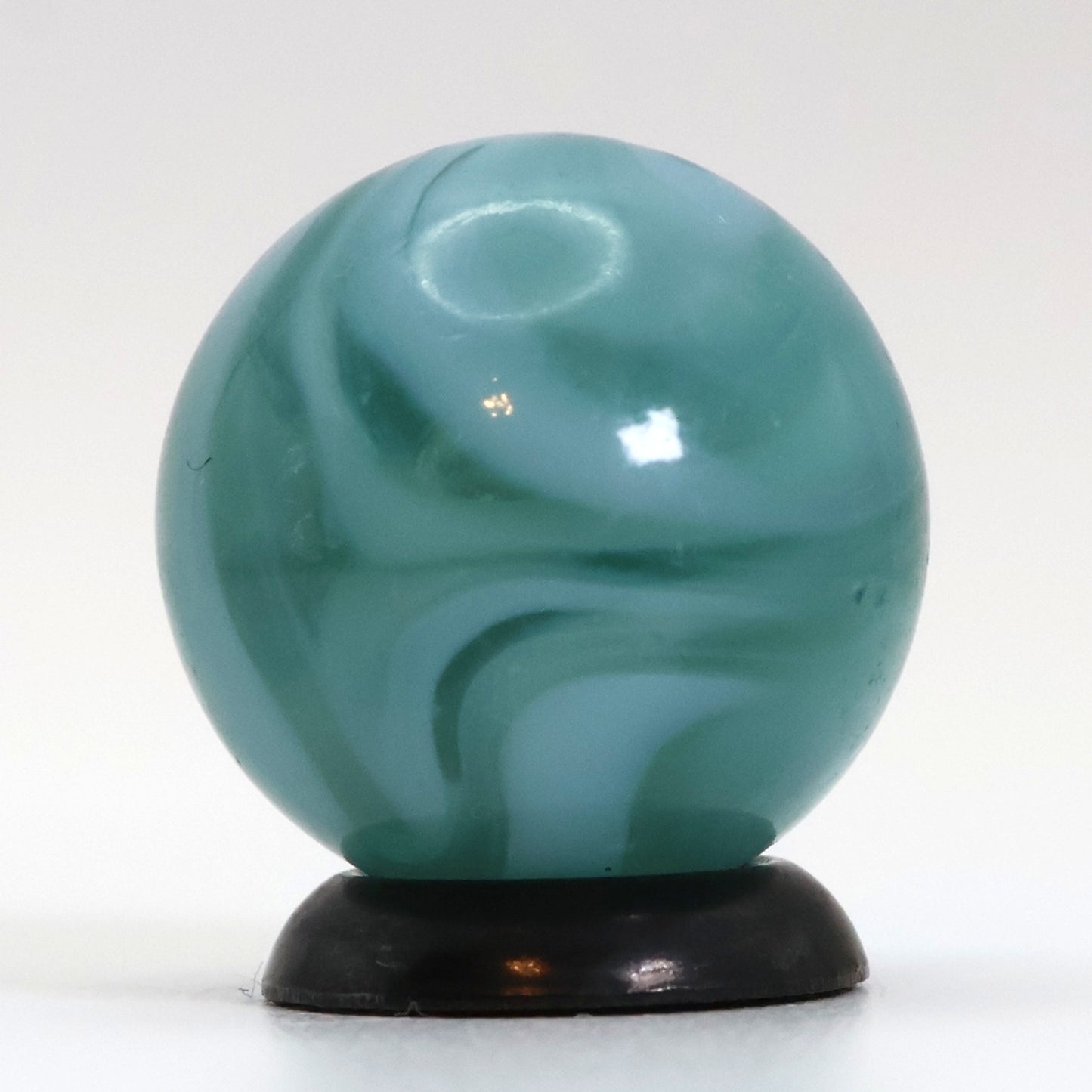 11/16" Swirl Marble Translucent Base Blue ribbons NM+