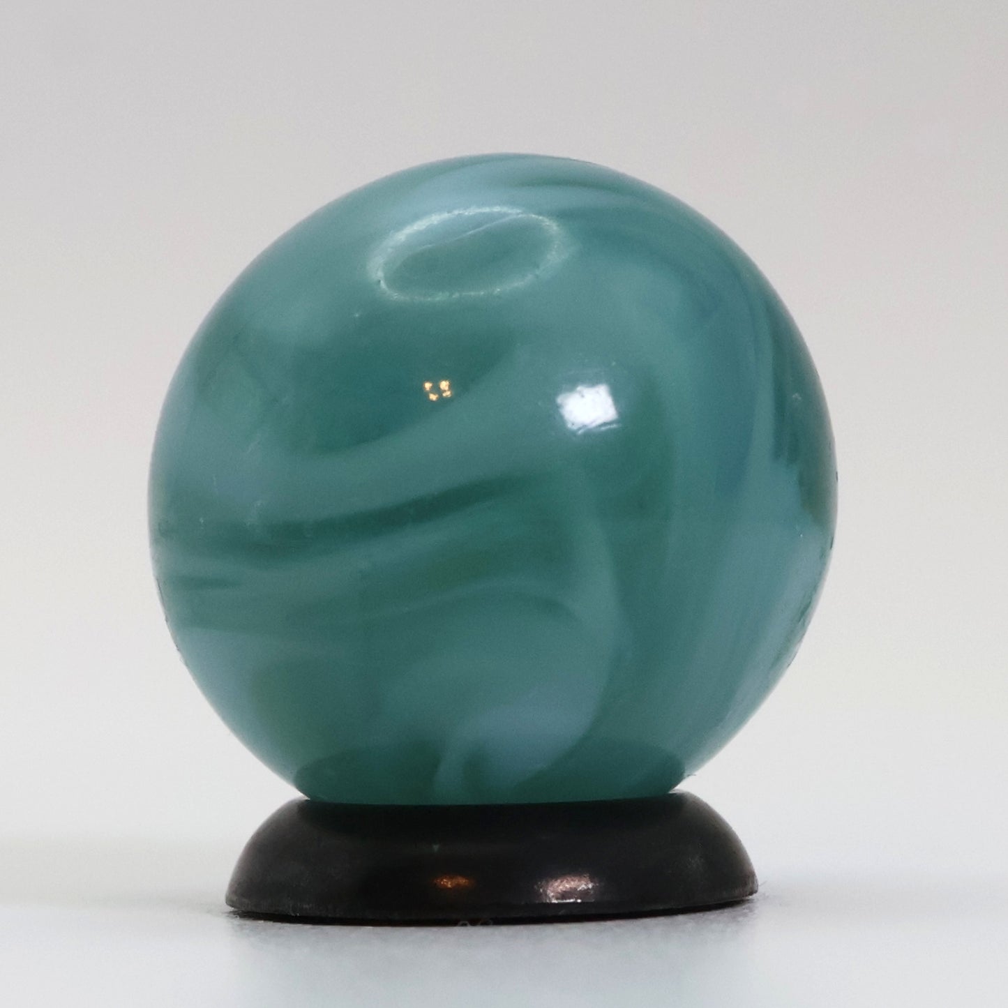 11/16" Swirl Marble Translucent Base Blue ribbons NM+