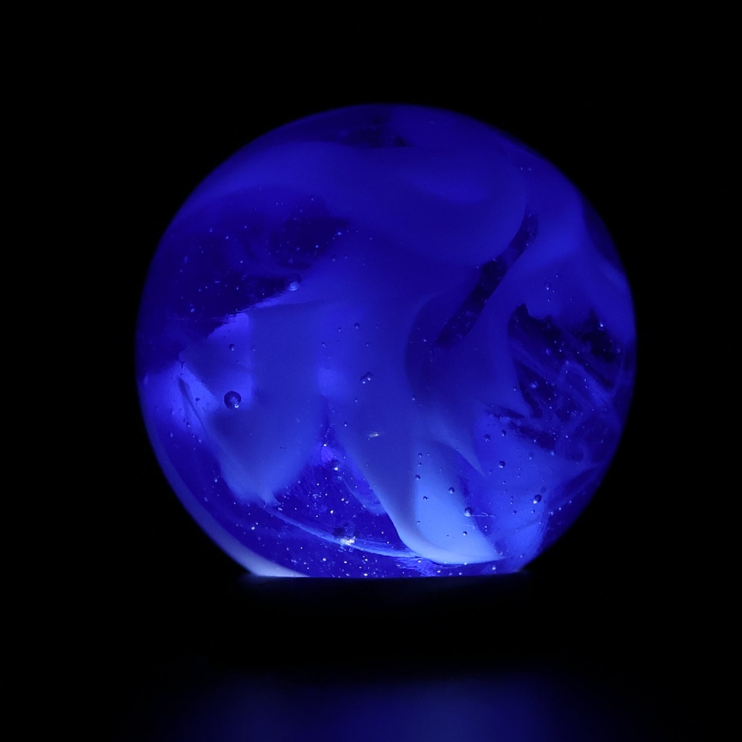 11/16" Swirl Marble Translucent Blue w/ white ribbons NM+