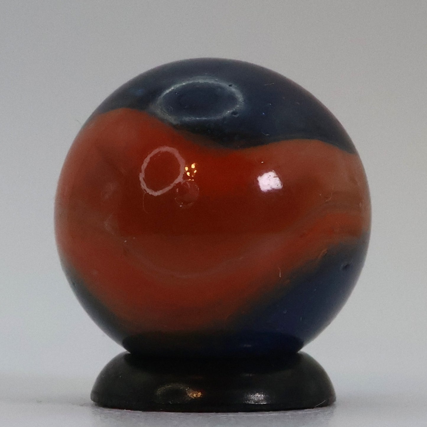 11/16" Peltier Rainbo Translucent Blue Base w/peach ribbons NM+