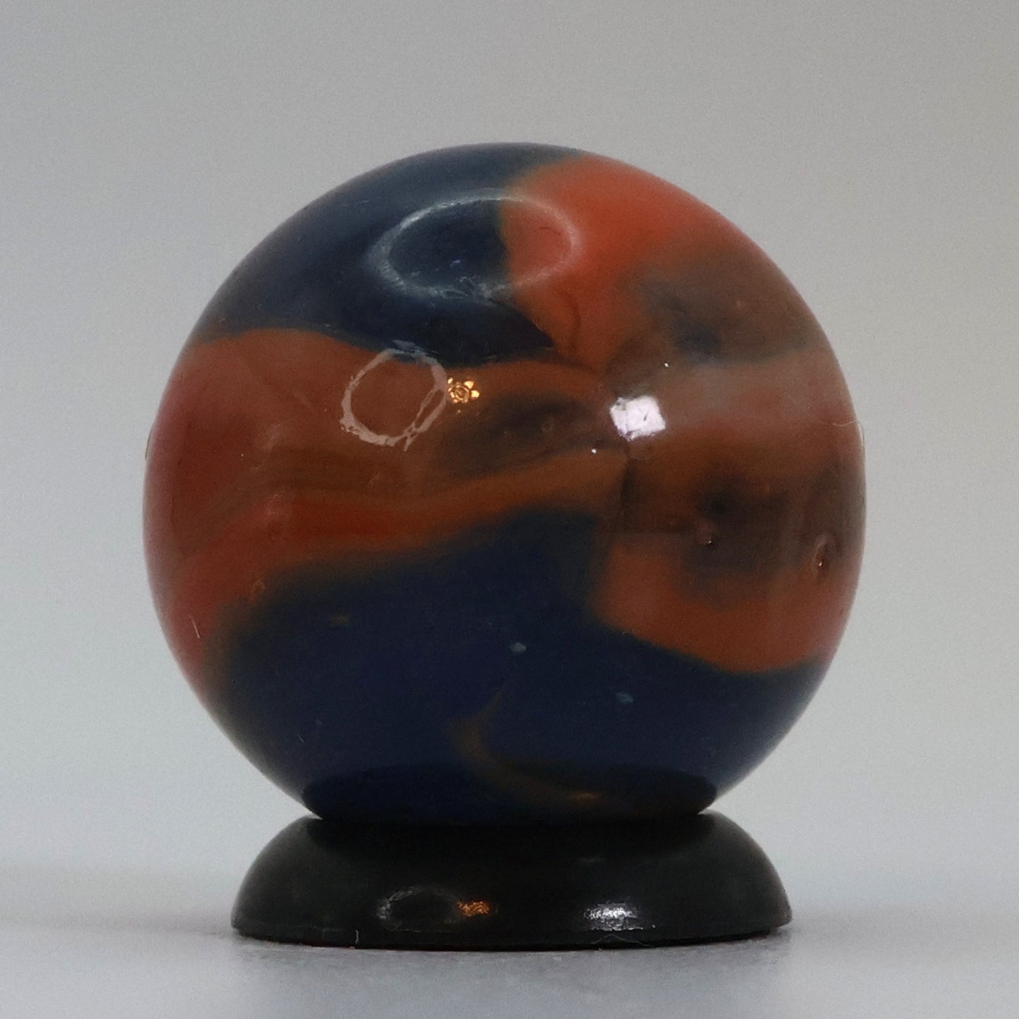 11/16" Peltier Rainbo Translucent Blue Base w/peach ribbons NM+