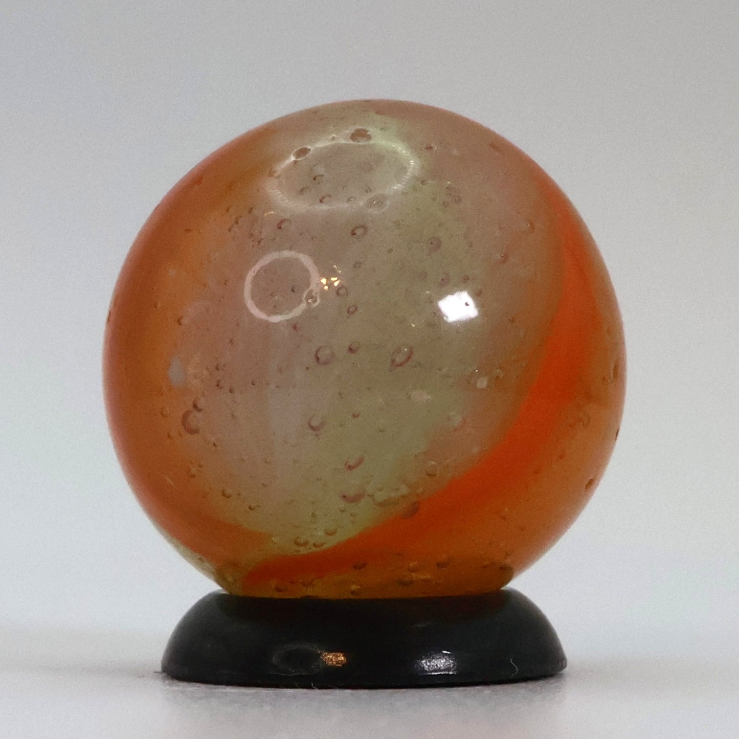 11/16" Peltier Rainbo Clear Based Orange Seedy Bubbles MINT