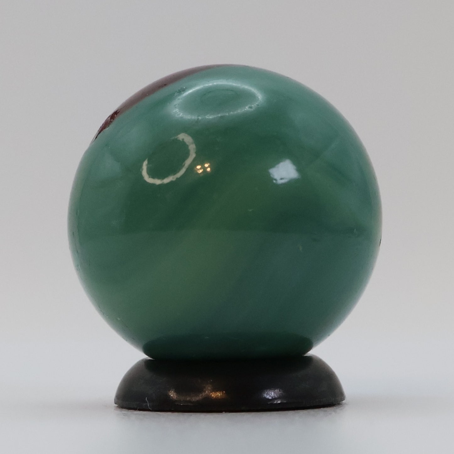 11/16" Akro Agate "Lazy" Corkscrew green/ red NM+