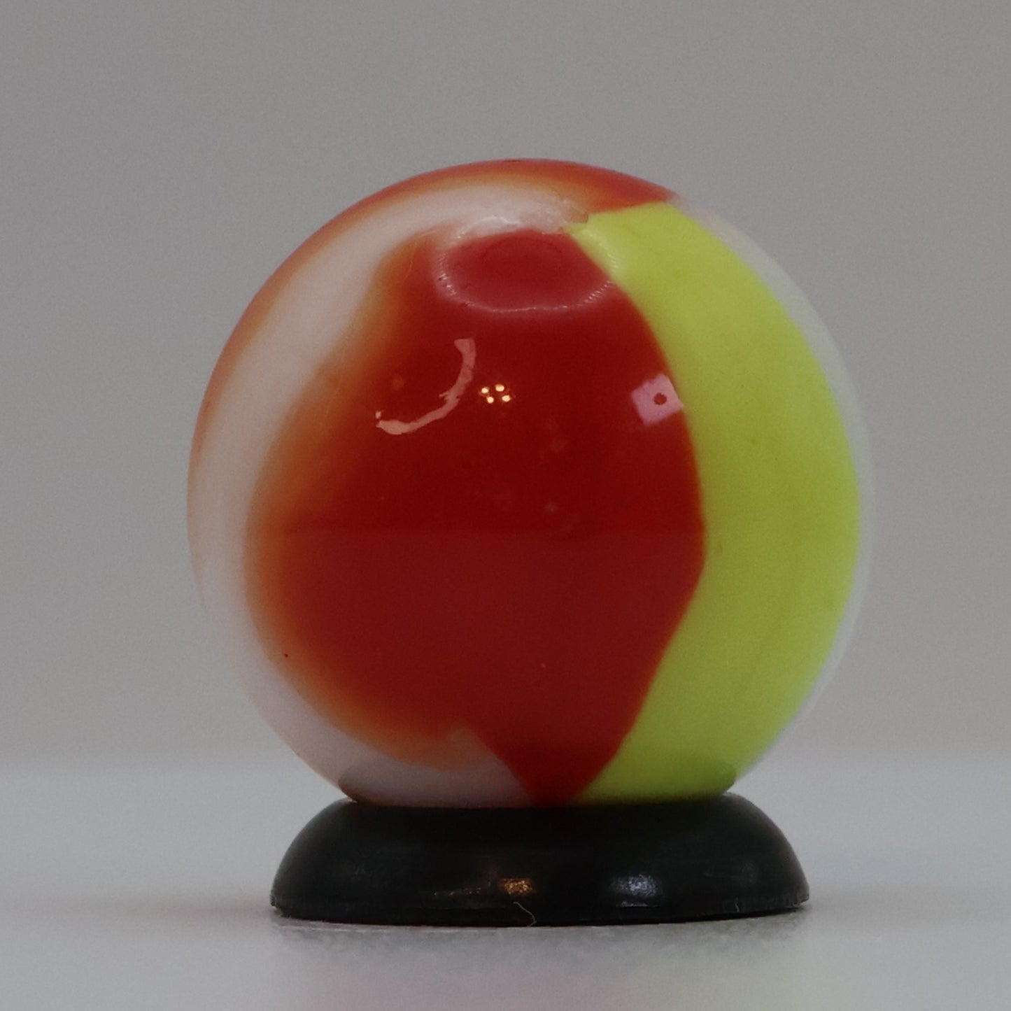 16.5mm Marble King Rainbow Marble yellow & Red (Ketchup & Mustard) NM+