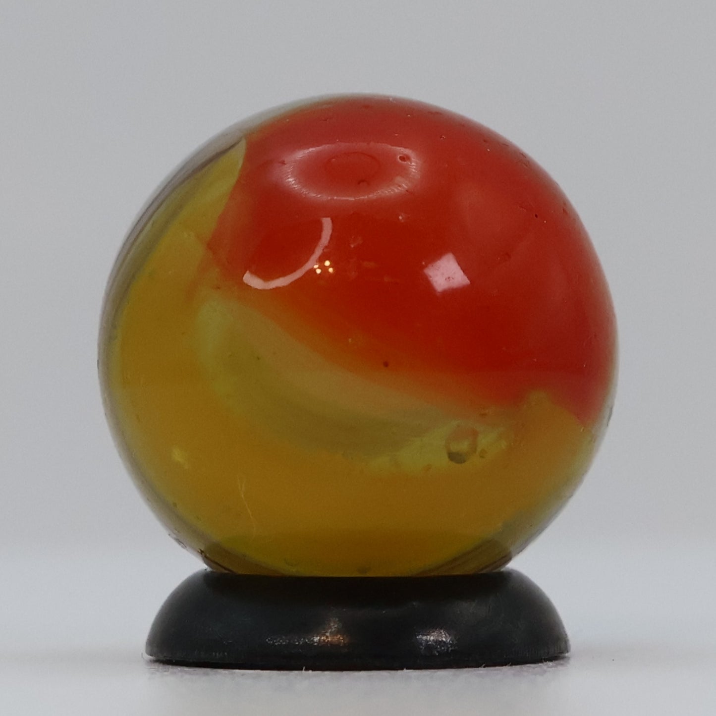 5/8" Vitro Agate Tri-Color Clear Based Marble NM+