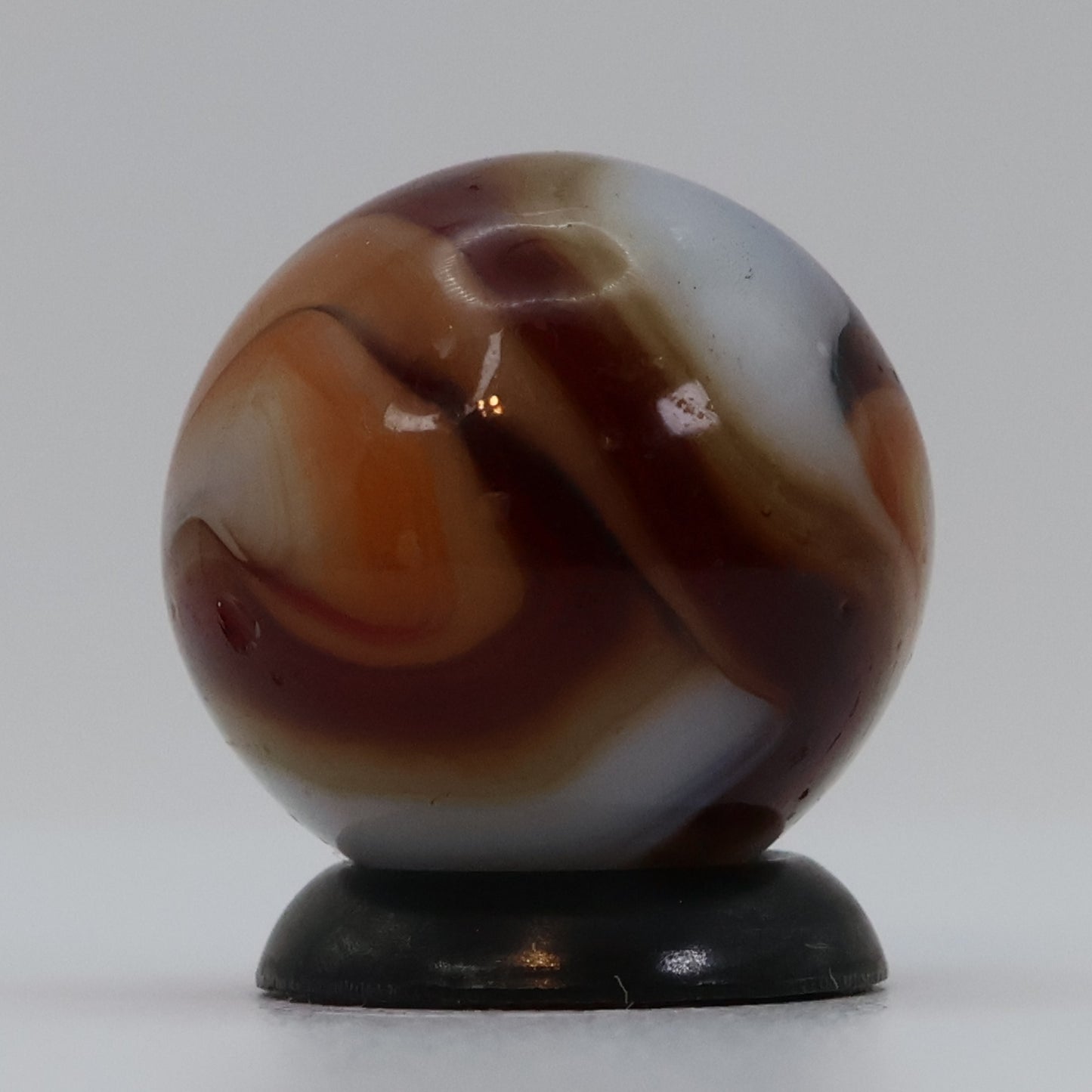 5/8" Swirl red & peach Marble NM+