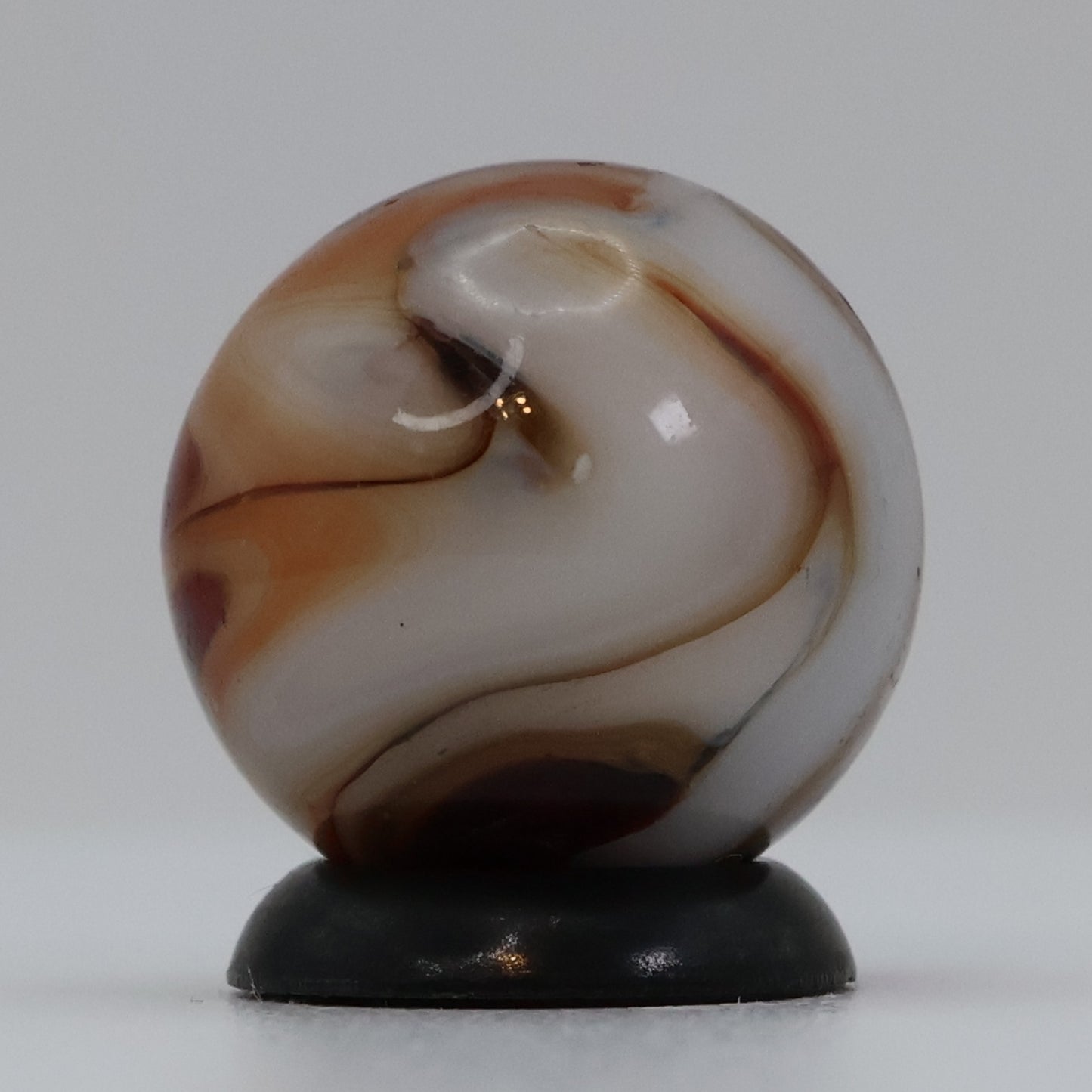 5/8" Swirl red & peach Marble NM+
