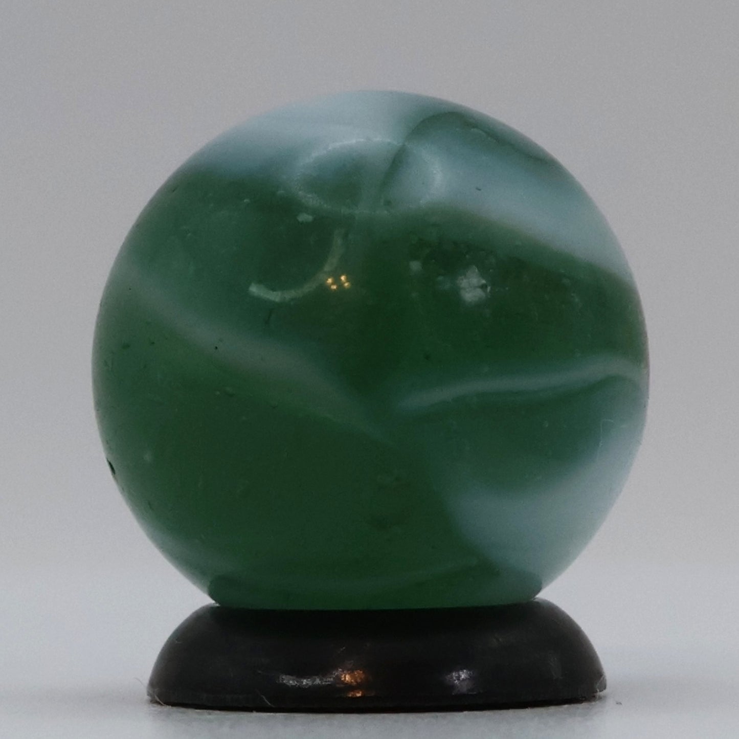 5/8" Peltier National Rainbo Polar Bear Marble NM+