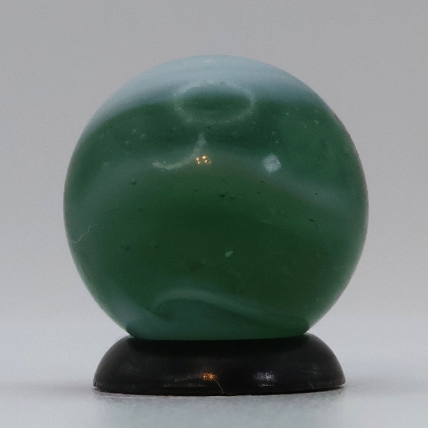 5/8" Peltier National Rainbo Polar Bear Marble NM+