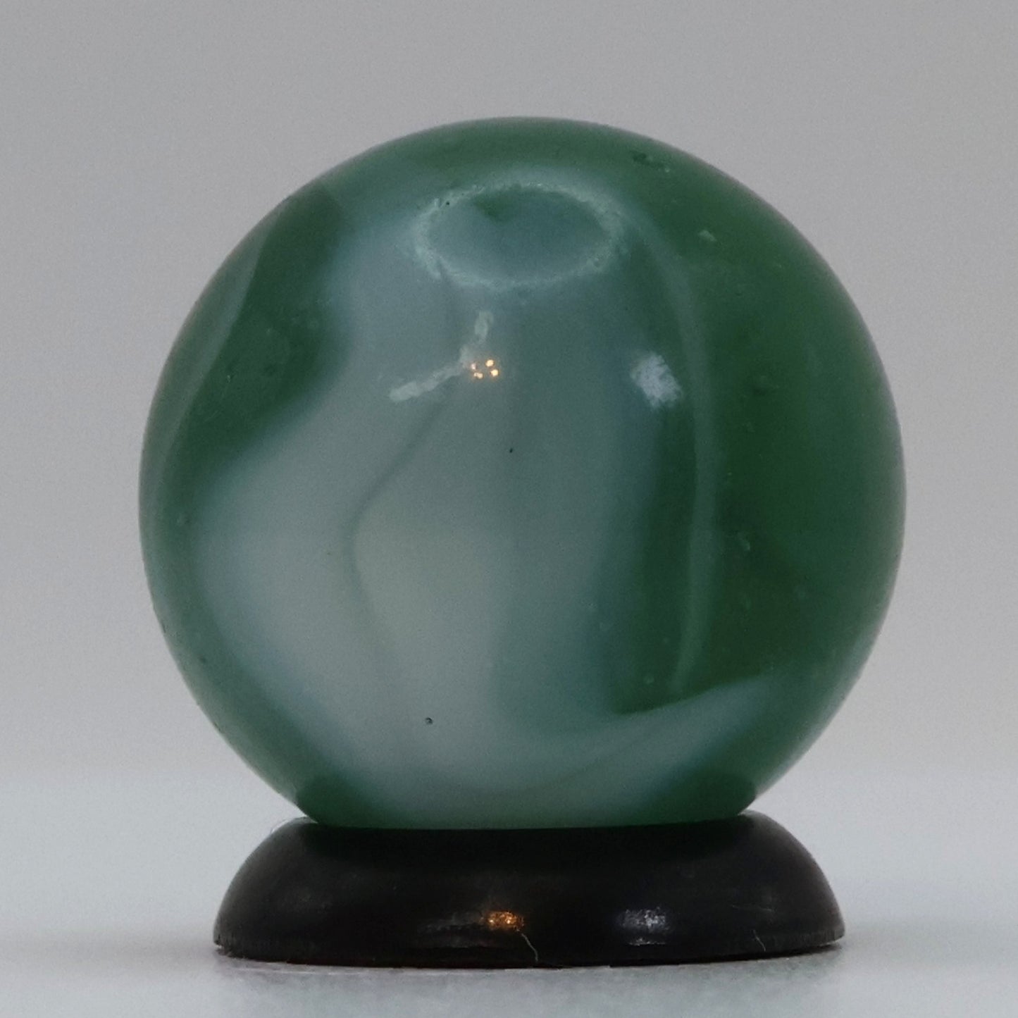 5/8" Peltier National Rainbo Polar Bear Marble NM+