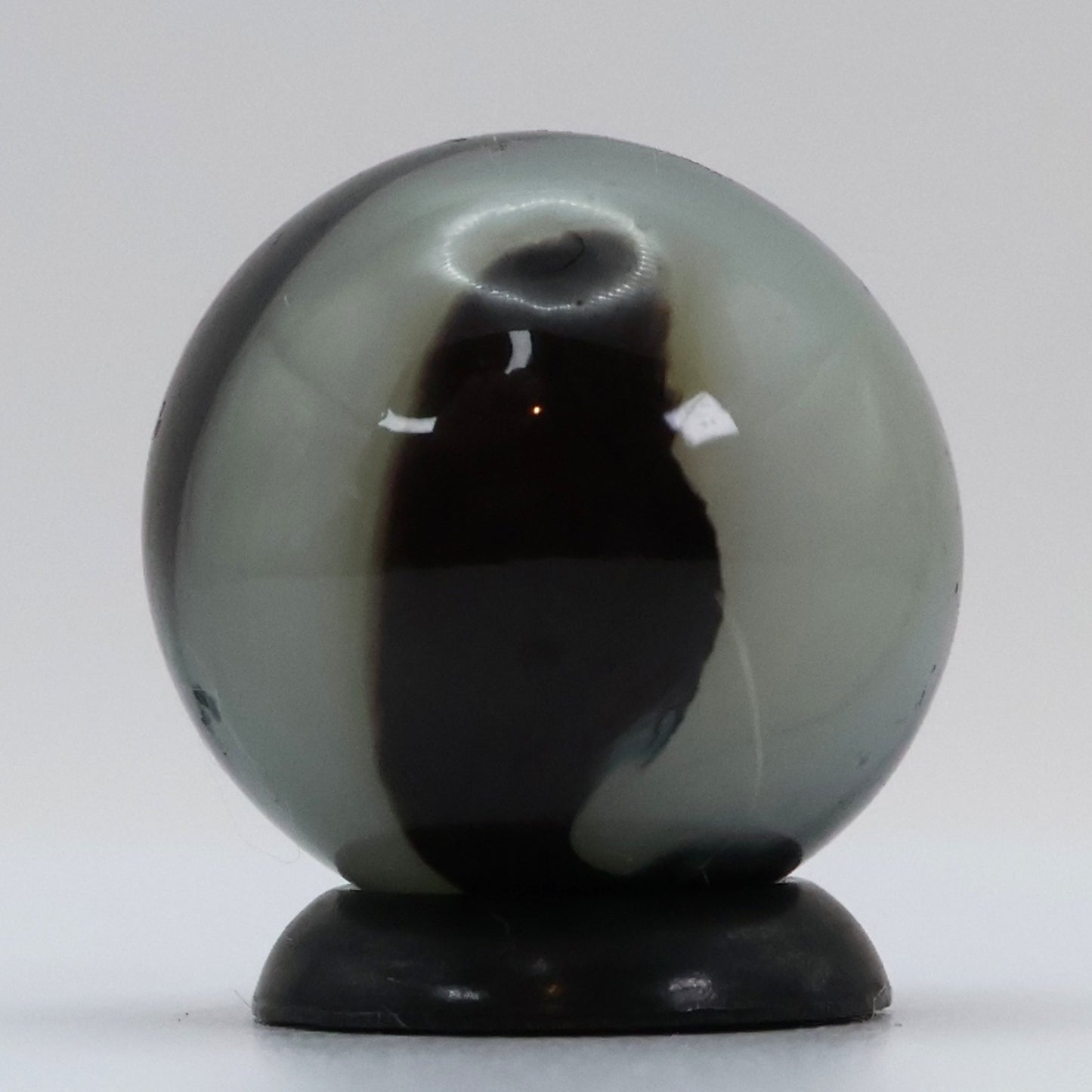 11/16" Akro Agate Oxblood Milky Corkscrew Indigo Tracer NM