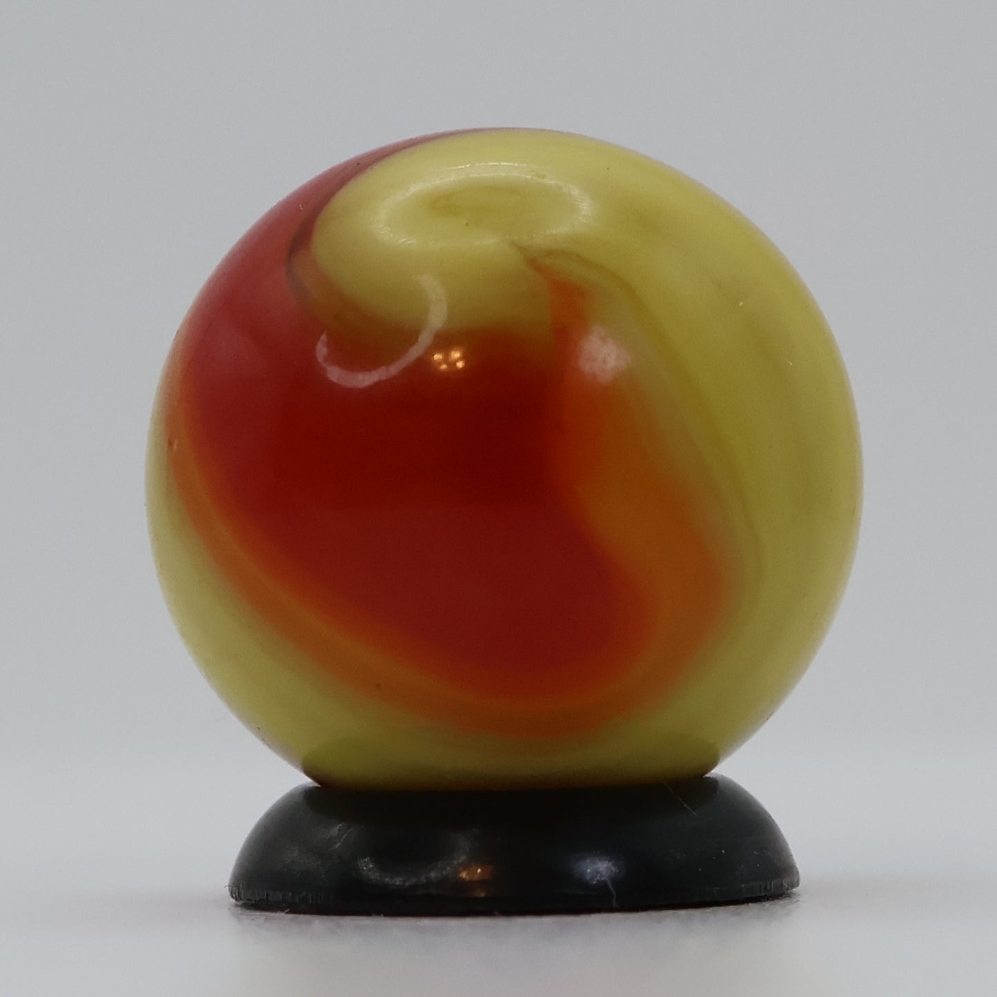 5/8" Akro Agate Special Corkscrew marble, Ketchup & Mustard M-