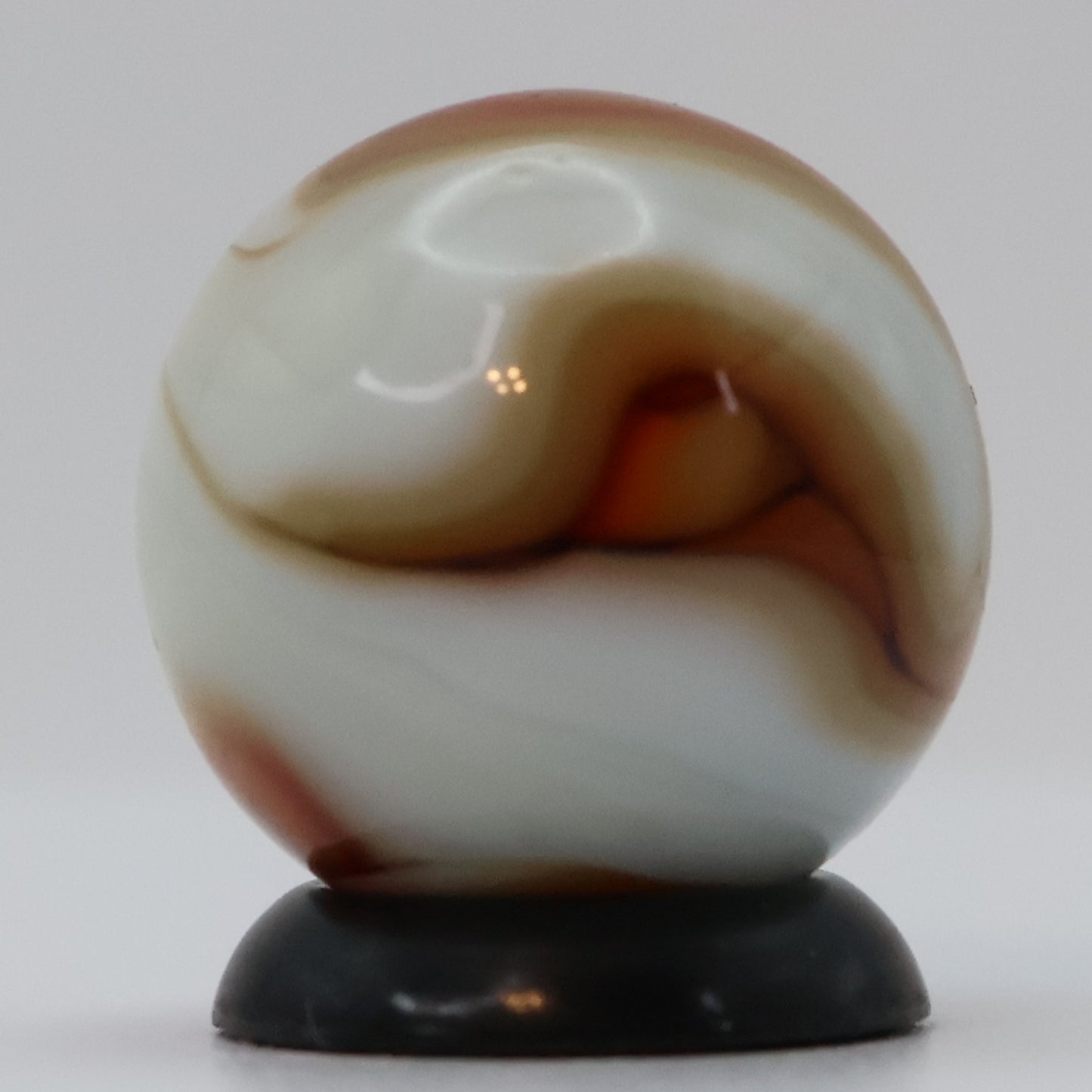 5/8" Gorgeous Peach colored Swirl Marble NM