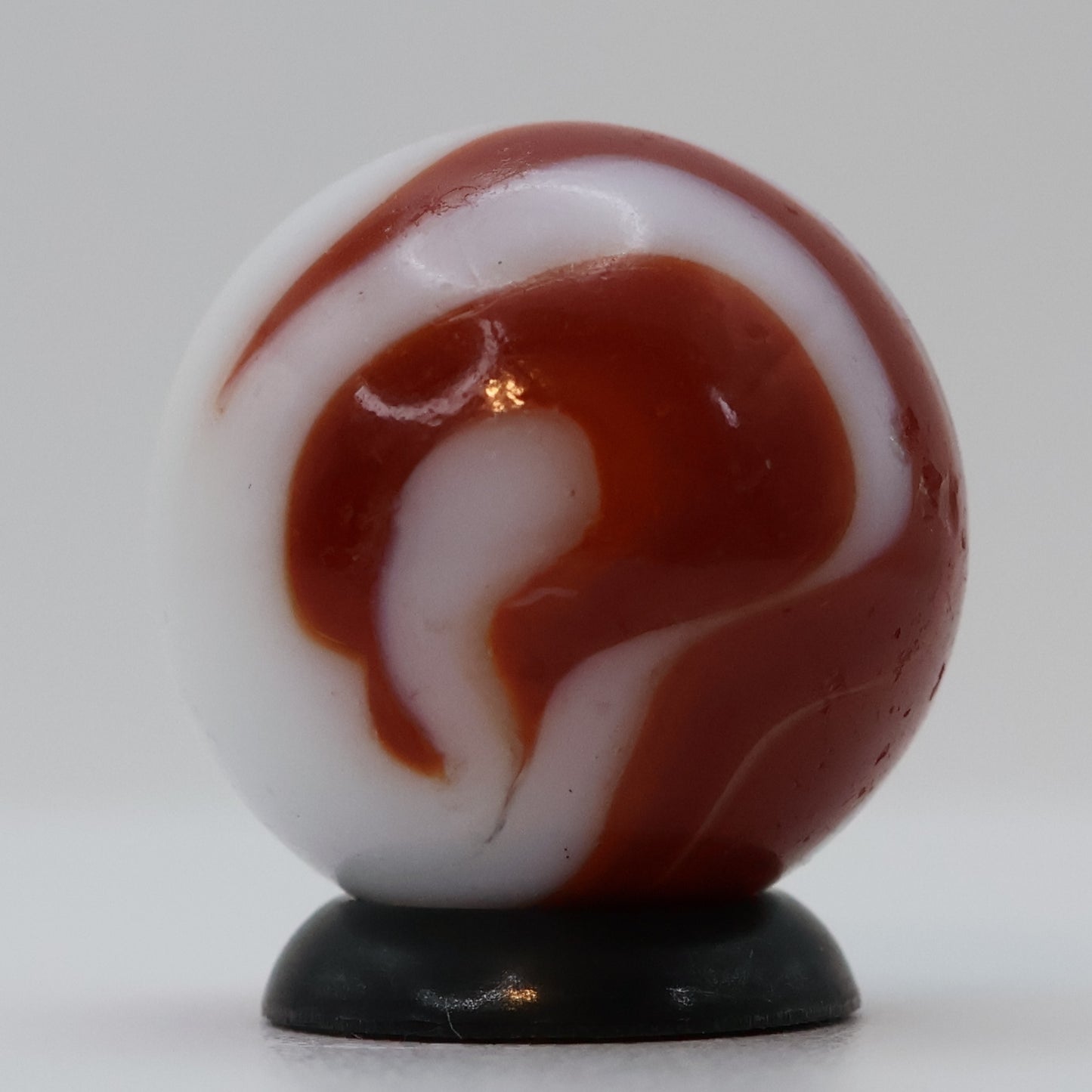 11/16" Swirl Marble Red & white, Alley? NM+