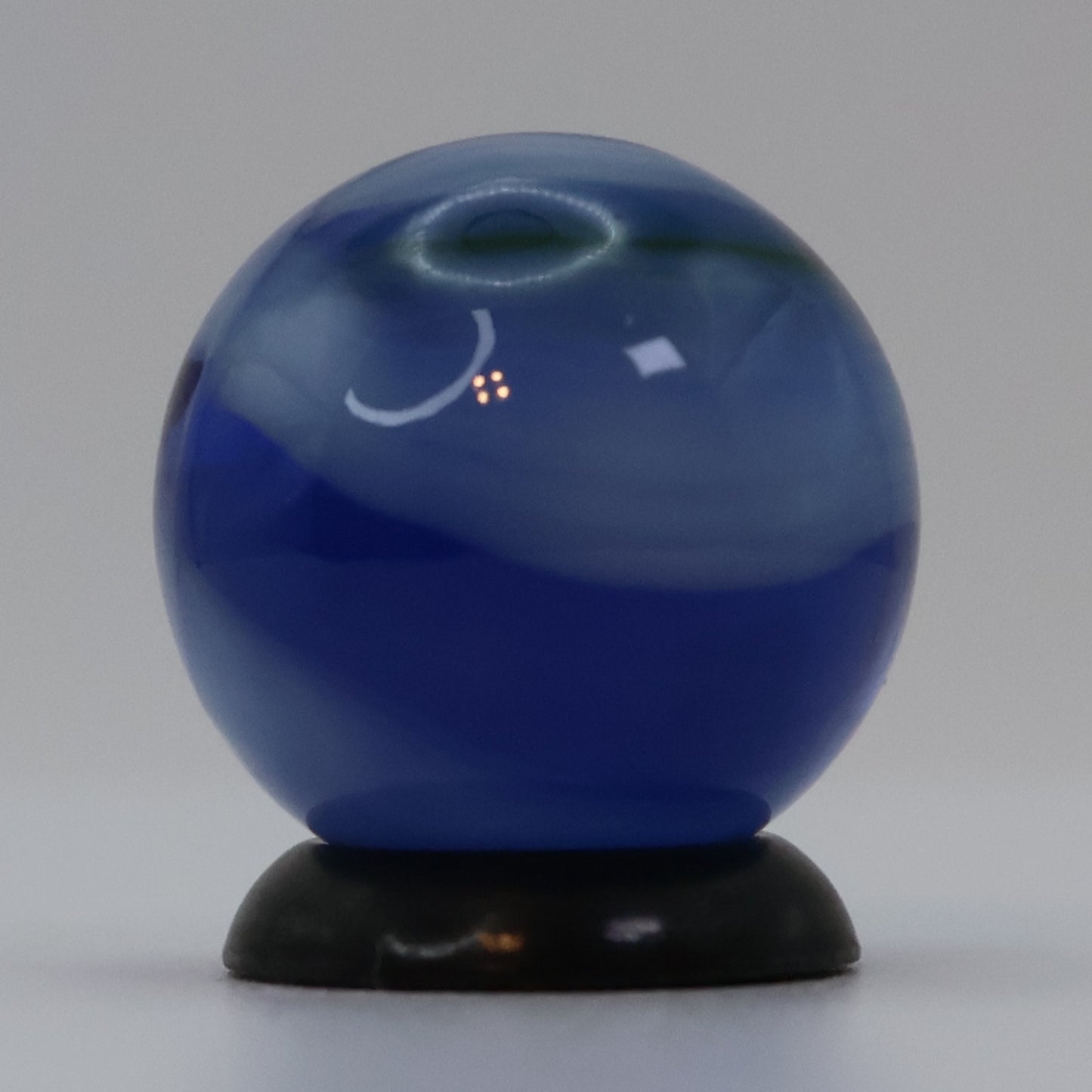 5/8" Marble King Translucent Cobalt Blue Base w/ White Ribbons M-