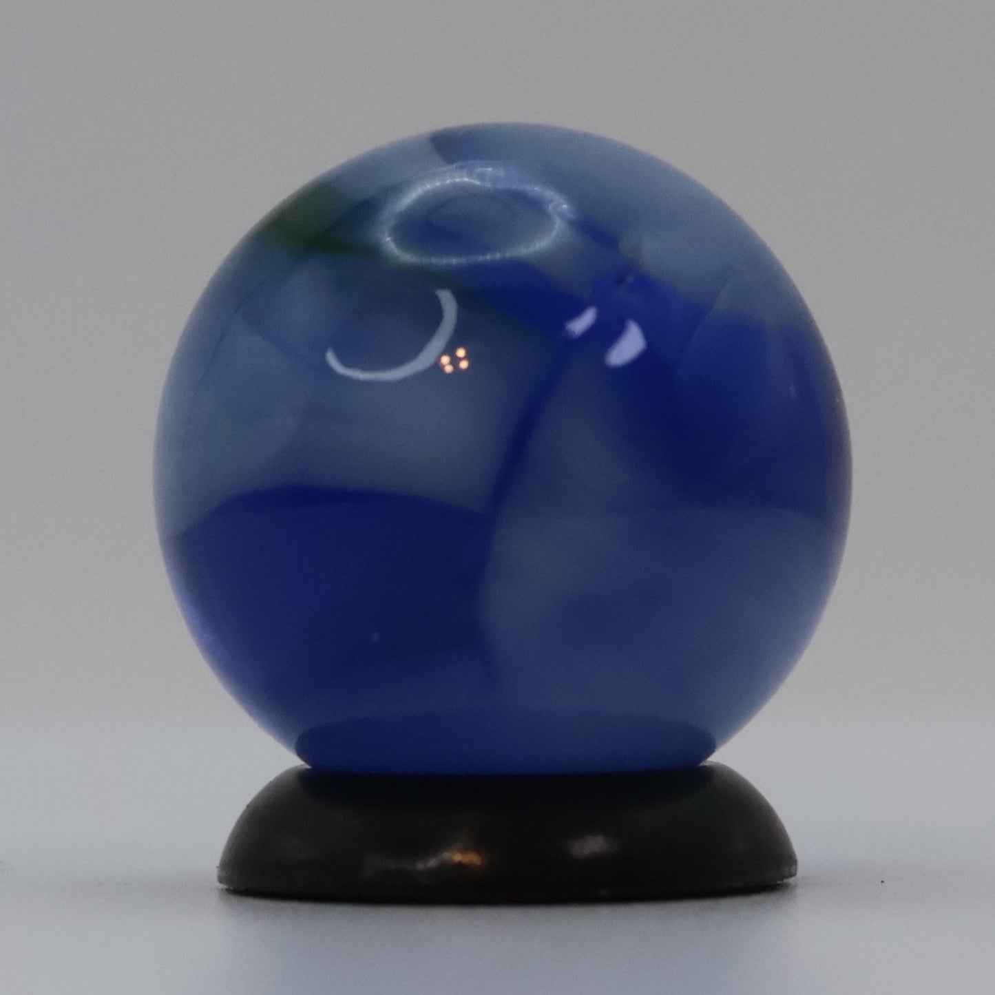 5/8" Marble King Translucent Cobalt Blue Base w/ White Ribbons M-
