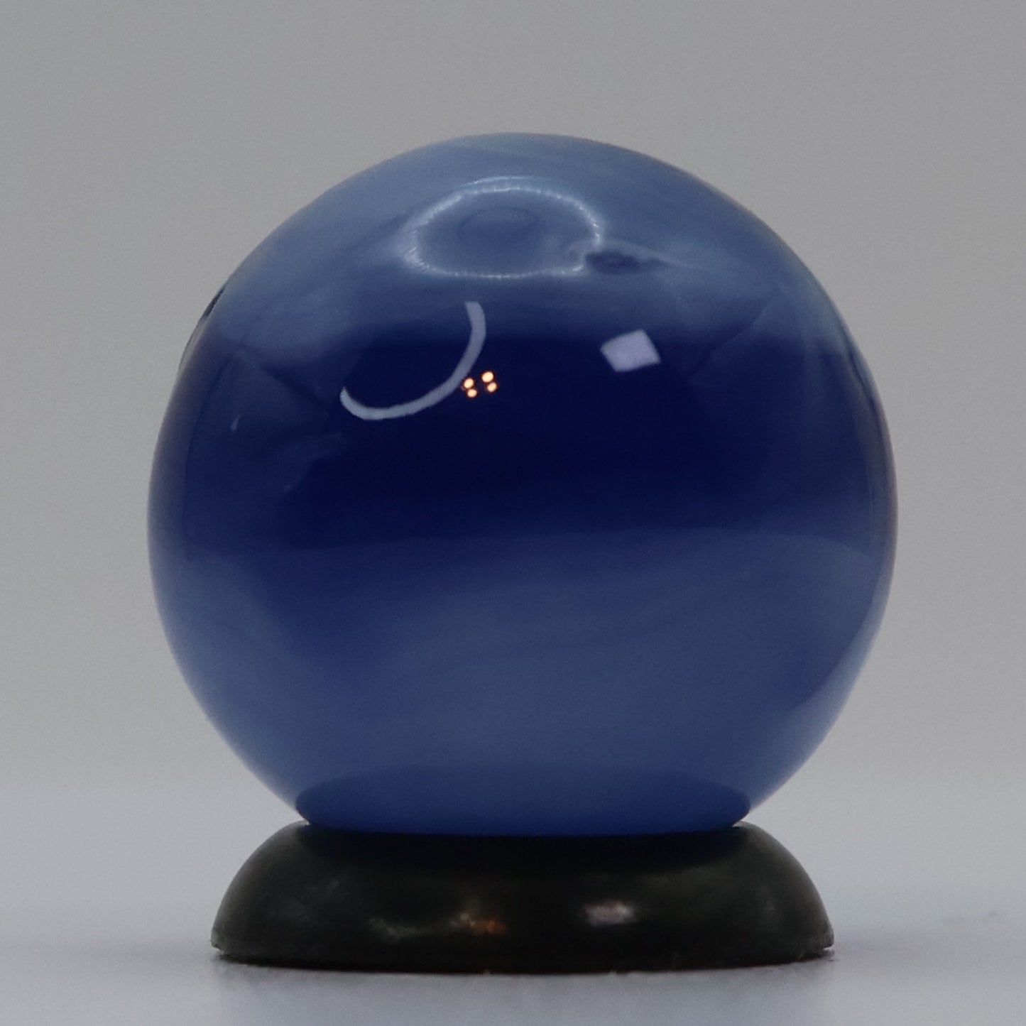5/8" Marble King Translucent Cobalt Blue Base w/ White Ribbons M-