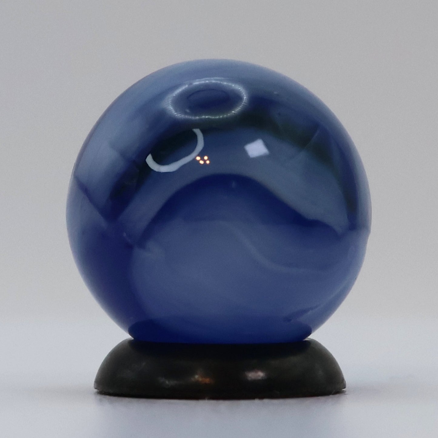 11/16" Alley Agate? Flame Marble translucent & blue NM+