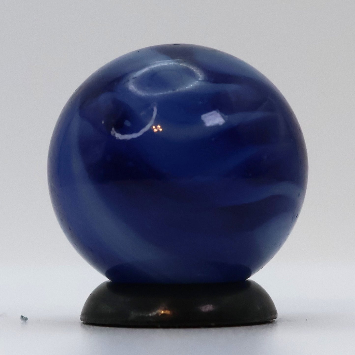 11/16" Alley Agate? Flame Marble translucent & blue NM+