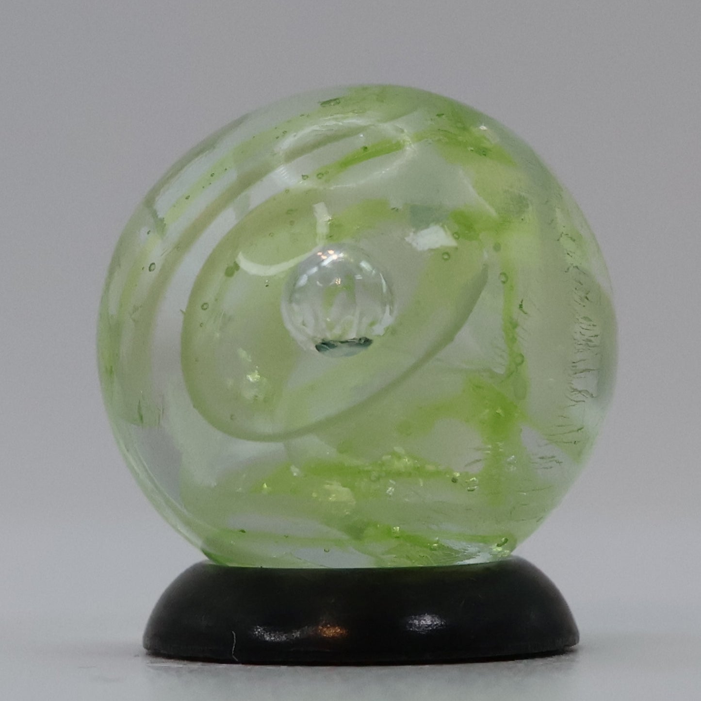 5/8" Veiligglas Yellow translucent Marble, NM+ small cold crease