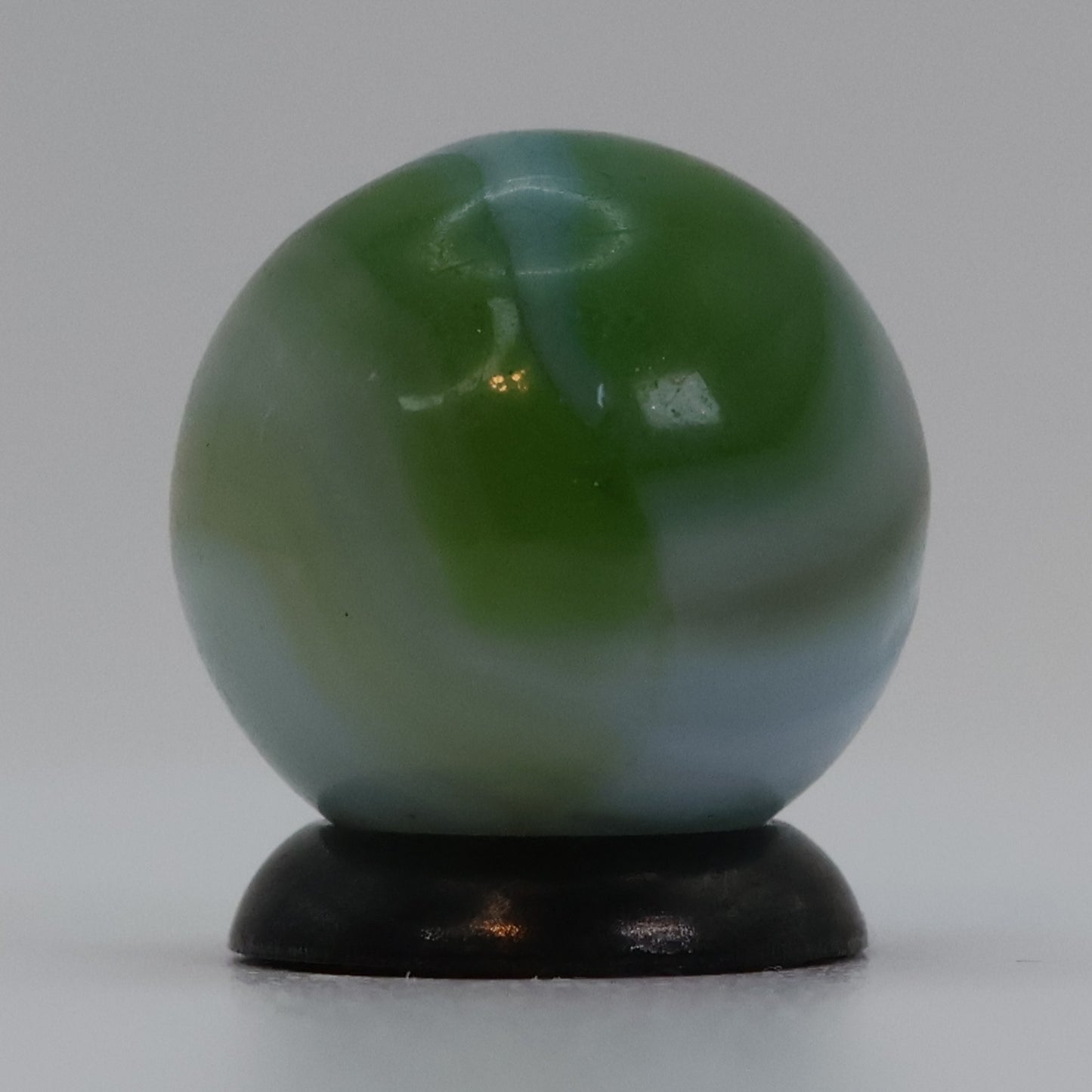5/8" Vitro Agate Easter Egg Marble NM+