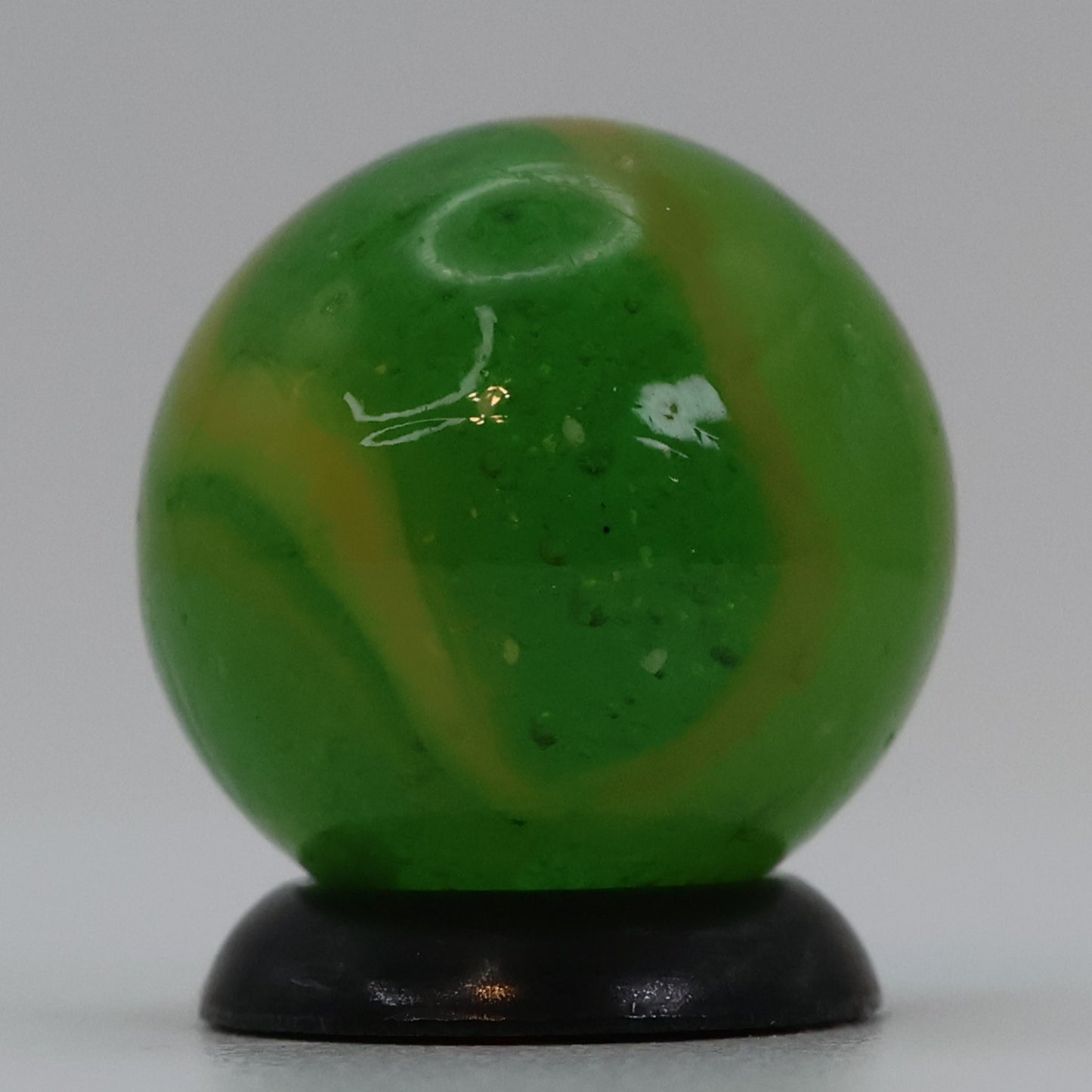 5/8" Peltier Rainbo Antifreeze Marble NM+