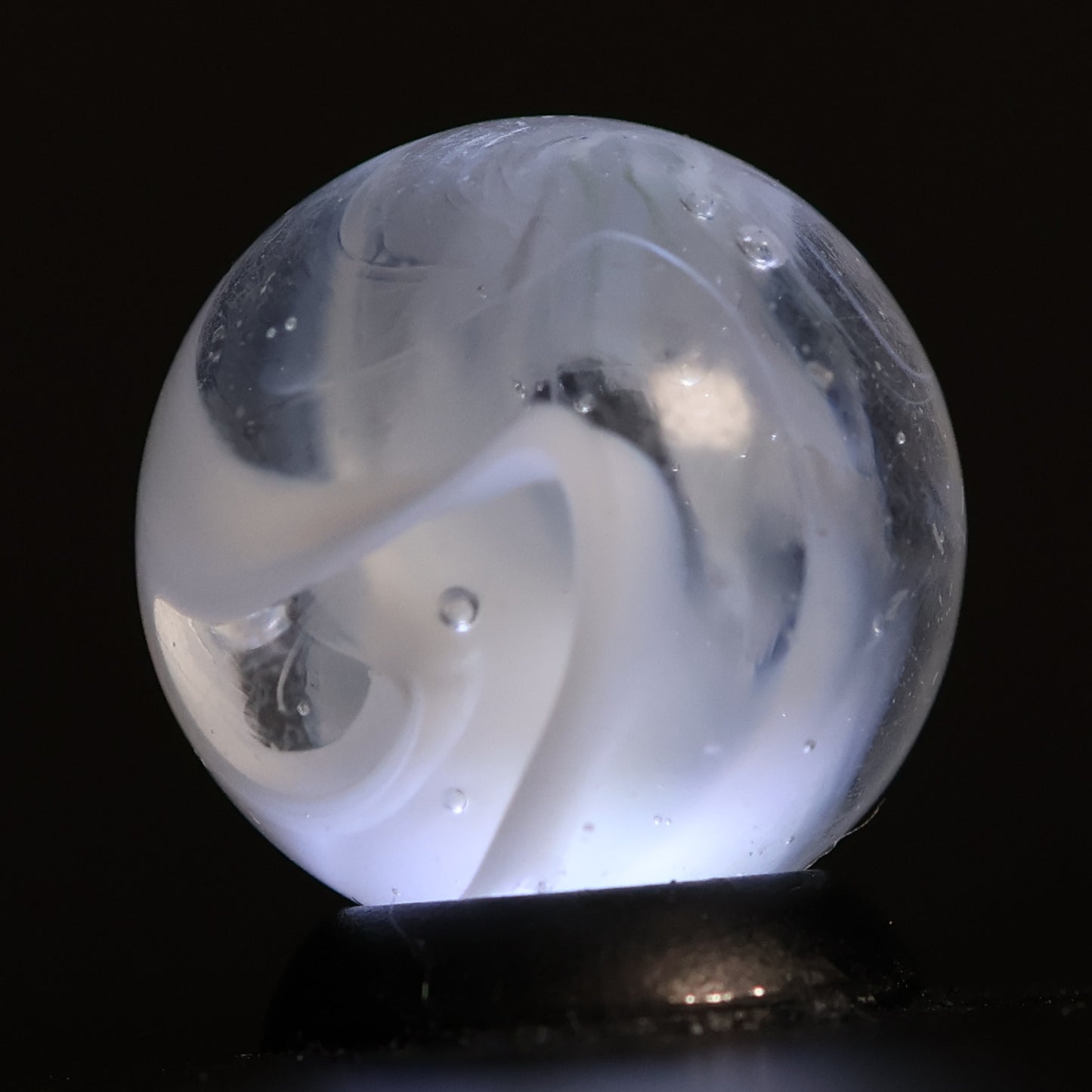 5/8" White Slag Marble MINT