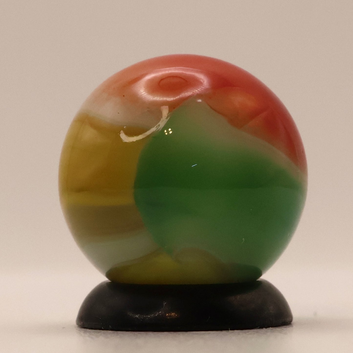 5/8" Vitro Agate Blended Parakeet Marble M