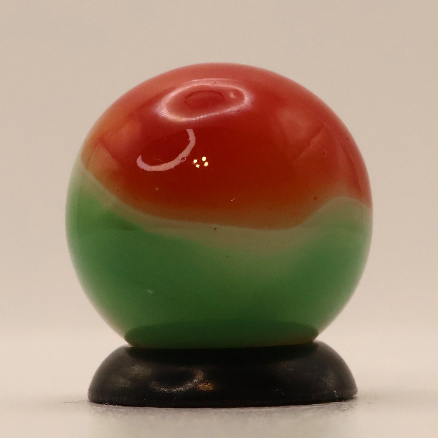 5/8" Vitro Agate Blended Parakeet Marble M